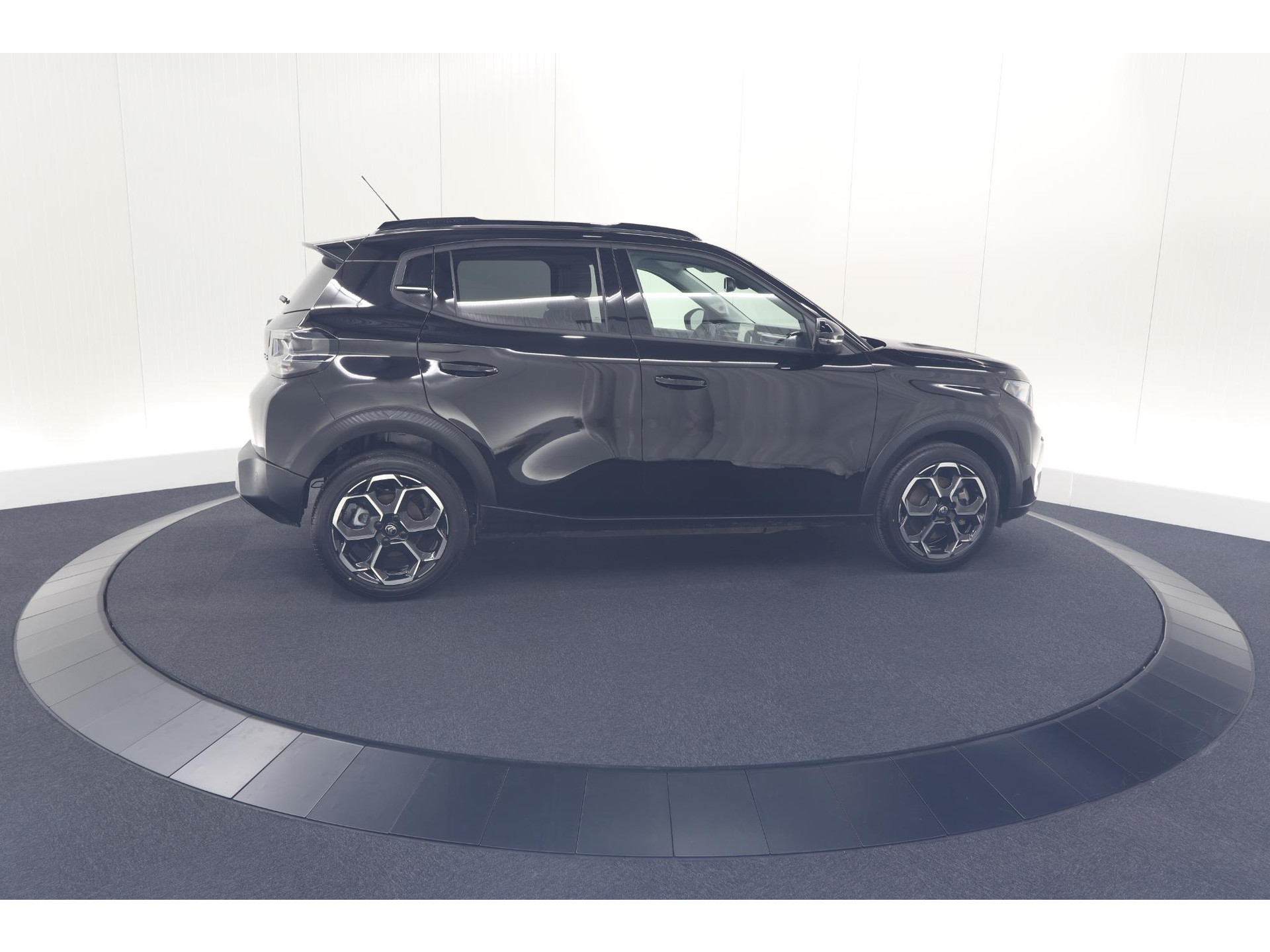 Citroen Ë-C3 Max 113pk 44 kWh | 7 KW Laadfunctie | Camera | Navigatie | Apple Carplay | Parkeersensoren