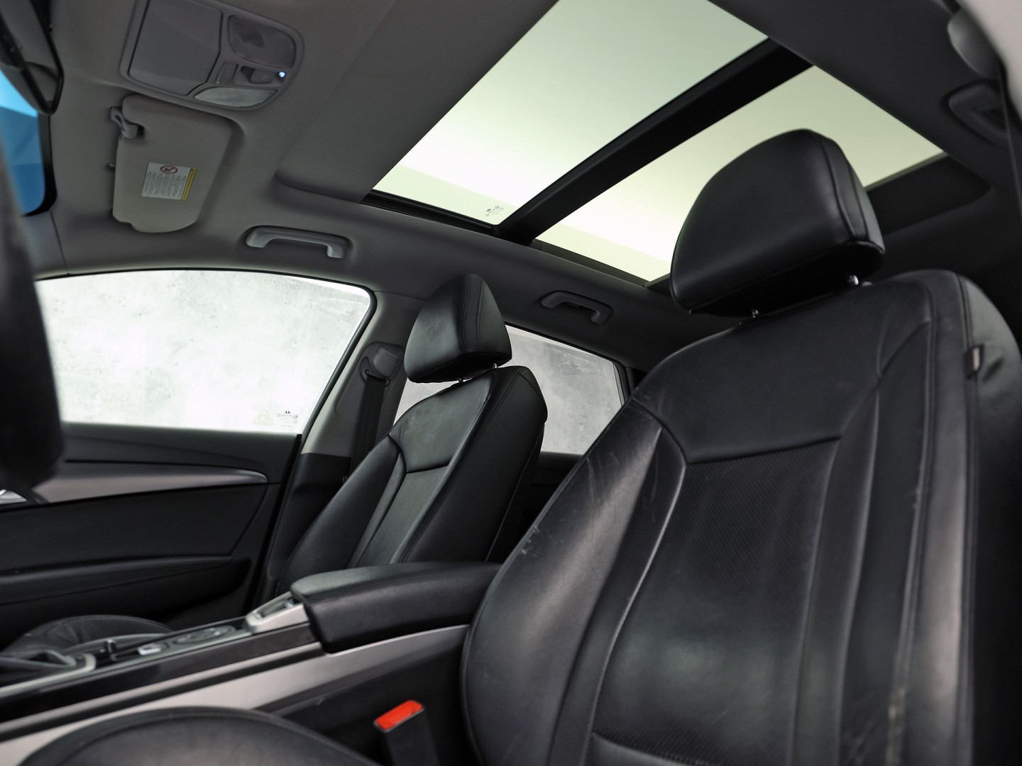 Hyundai i40 Wagon 2.0 GDI i-Catcher 177Pk Automaat (PANORAMADAK, NAVIGATIE, CAMERA, GETINT GLAS, STOELVERWARMING, ELEK SPORTSTOELEN, CRUISE, XENON, NIEUWSTAAT)