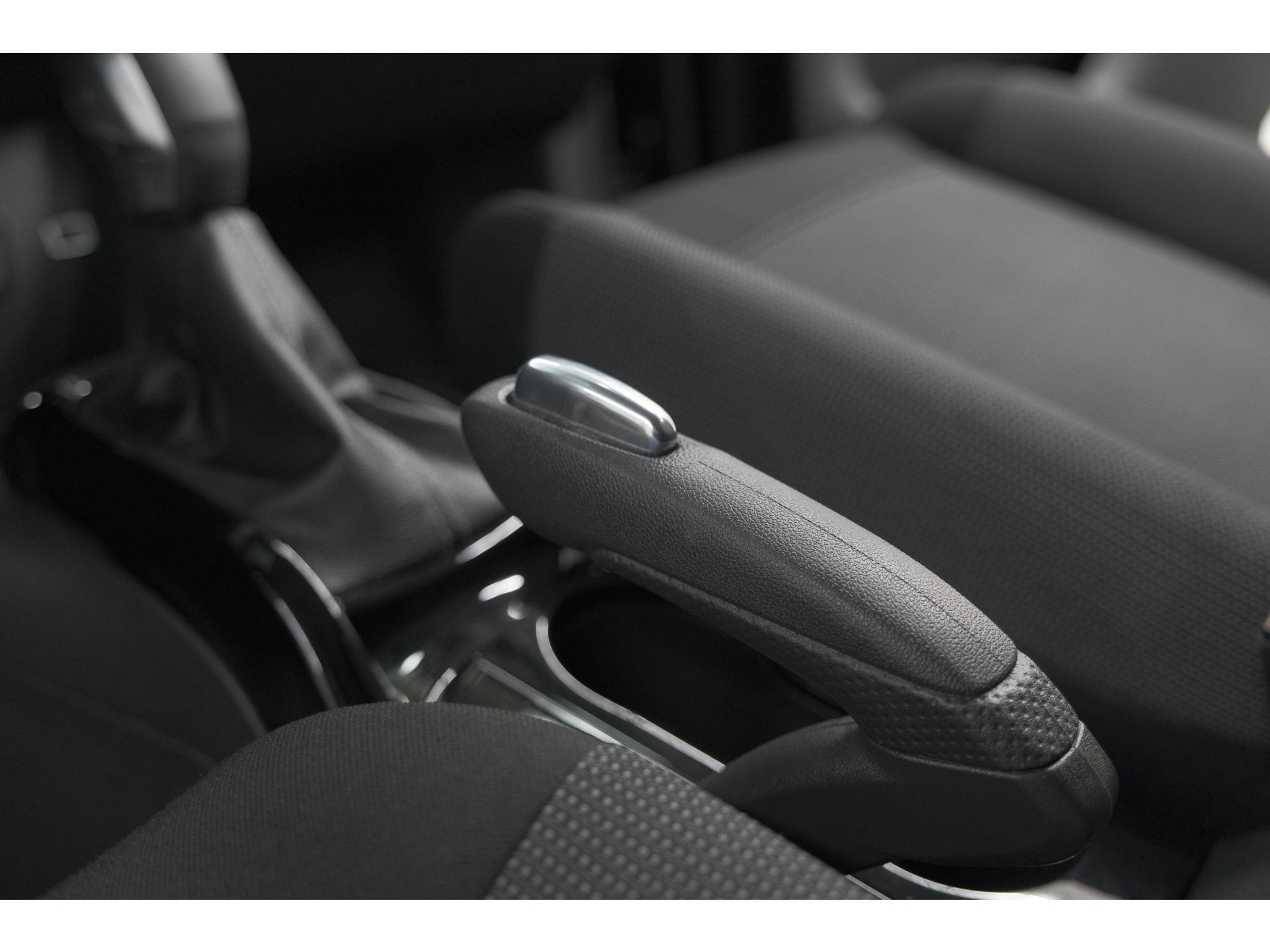 Citroen C3 Aircross PureTech 130 EAT6 Plus | Stoelverwarming | Apple Carplay | Parkeersensoren