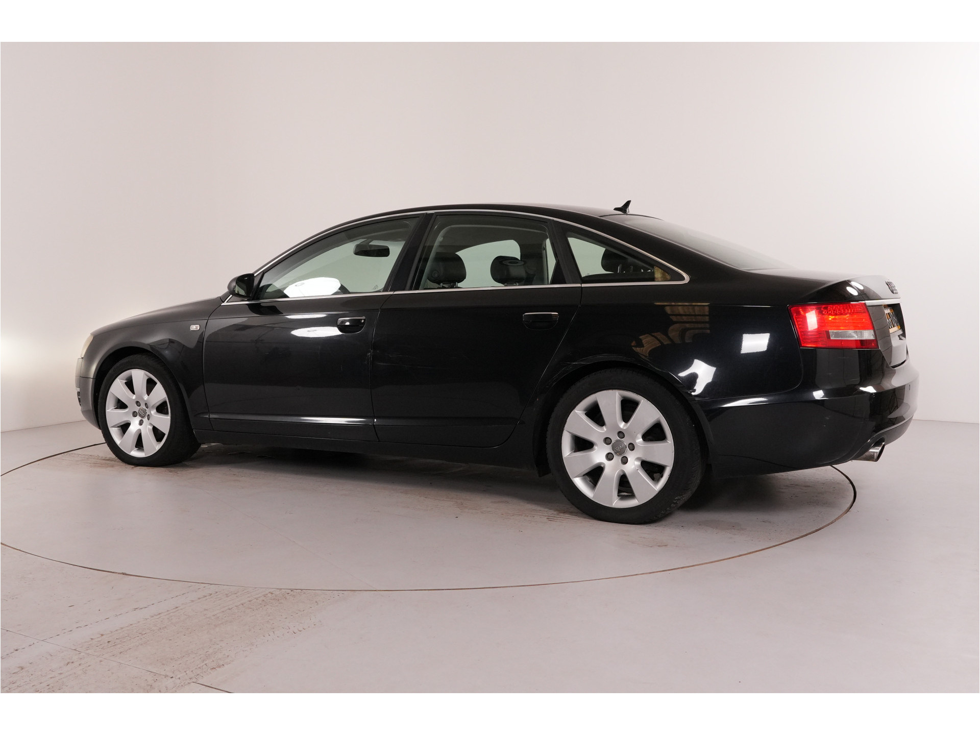 Audi A6 Limousine 3.2 FSI quattro Pro Line Business | Leder |