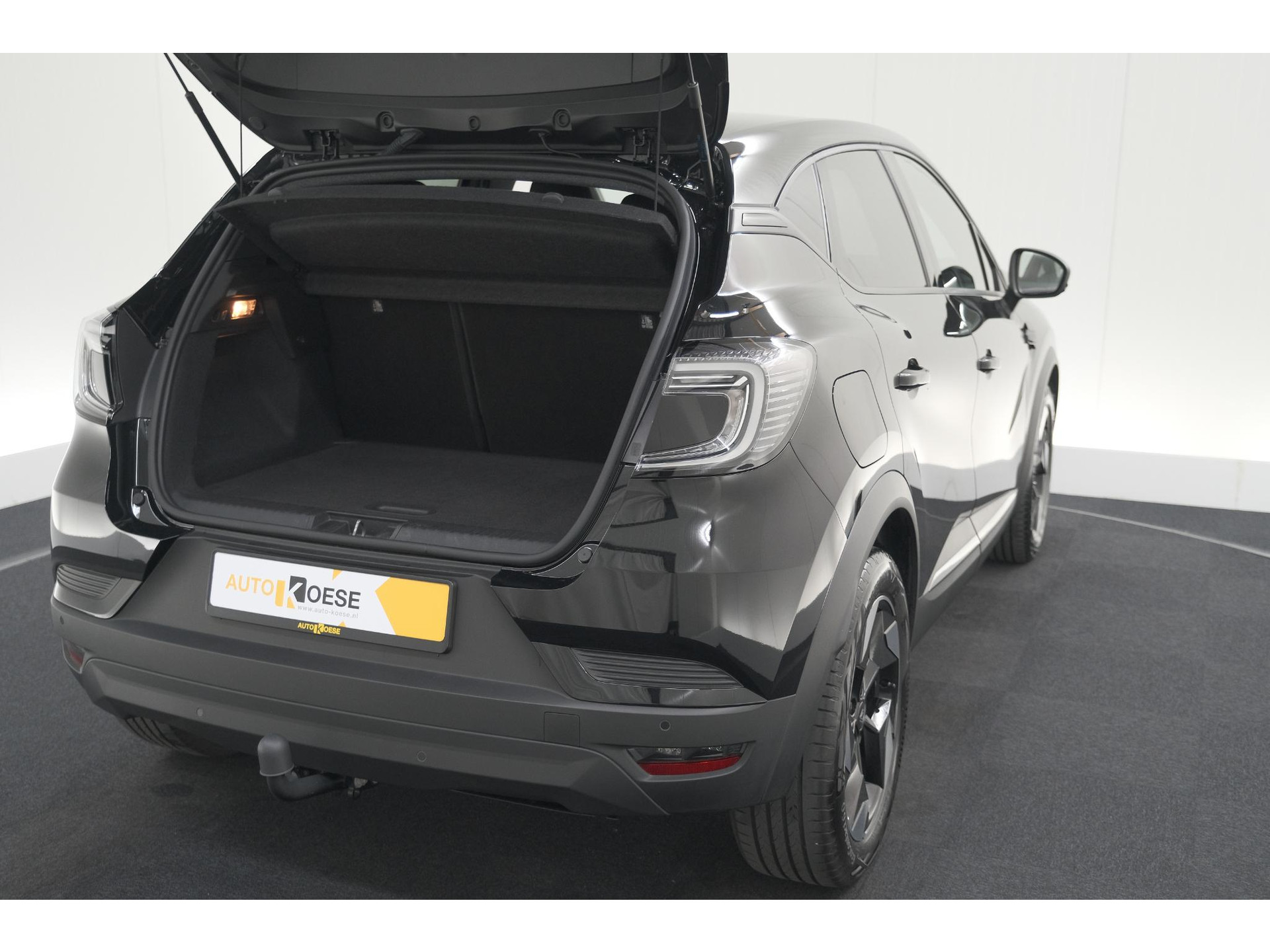 Renault Captur 1.3 mild hybrid 160 techno | Trekhaak | Pack Winter | Camera | Adaptieve Cruise