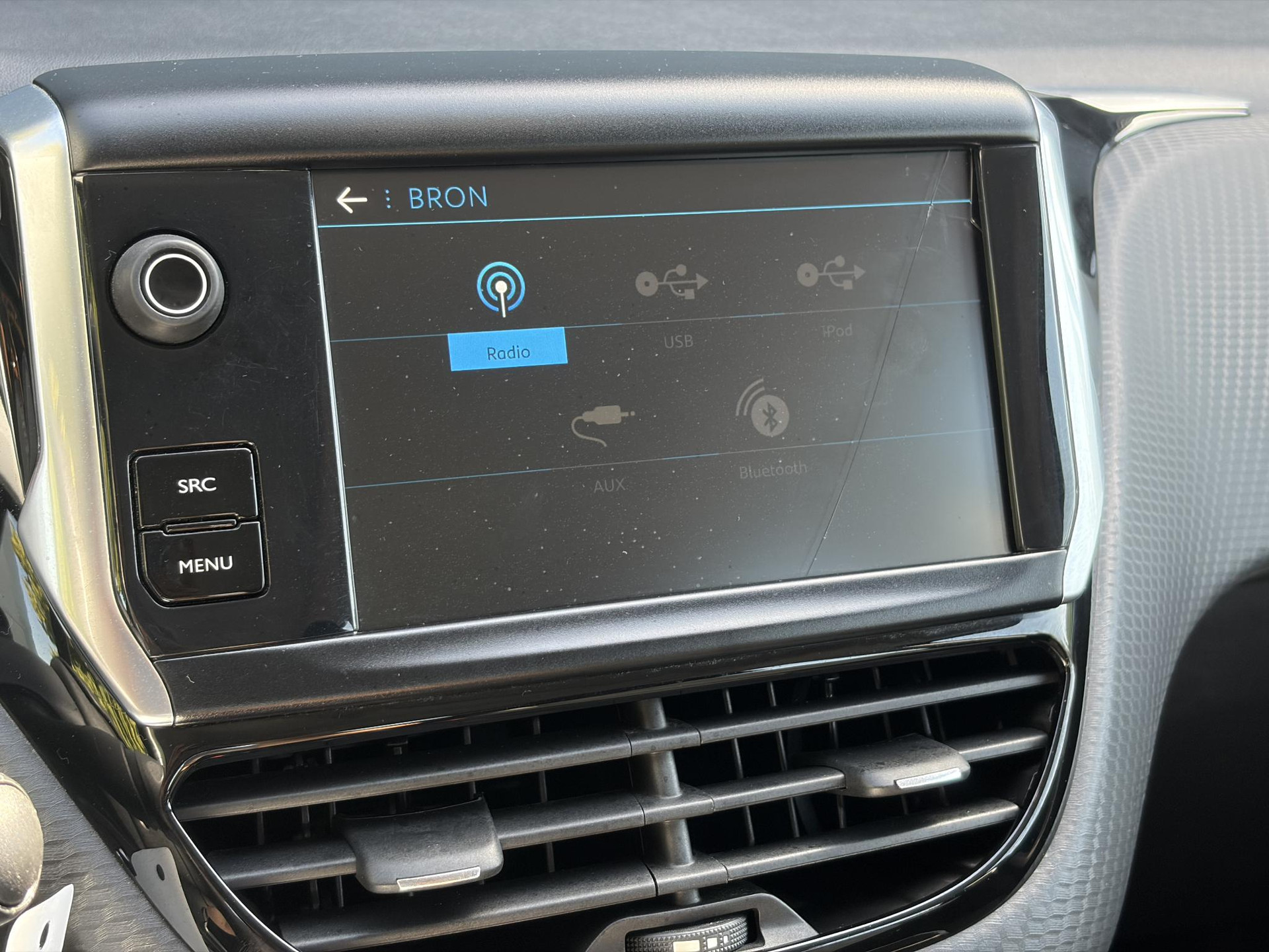 Peugeot 2008 1.2 PureTech Active 110pk,Dealer Onderhouden,Navi,Carplay,Airco,Cruise,Pdc,N.A.P,Apk tot 05-2027