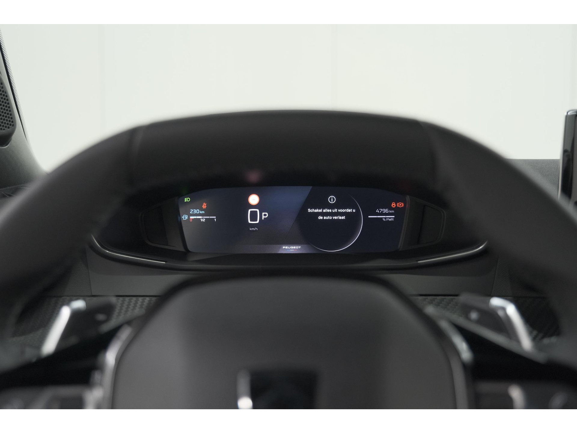 Peugeot 2008 Hybrid 145 e-DCS Allure | 360 Camera | Adaptieve Cruise Control | Navigatie | Dodehoekdetectie