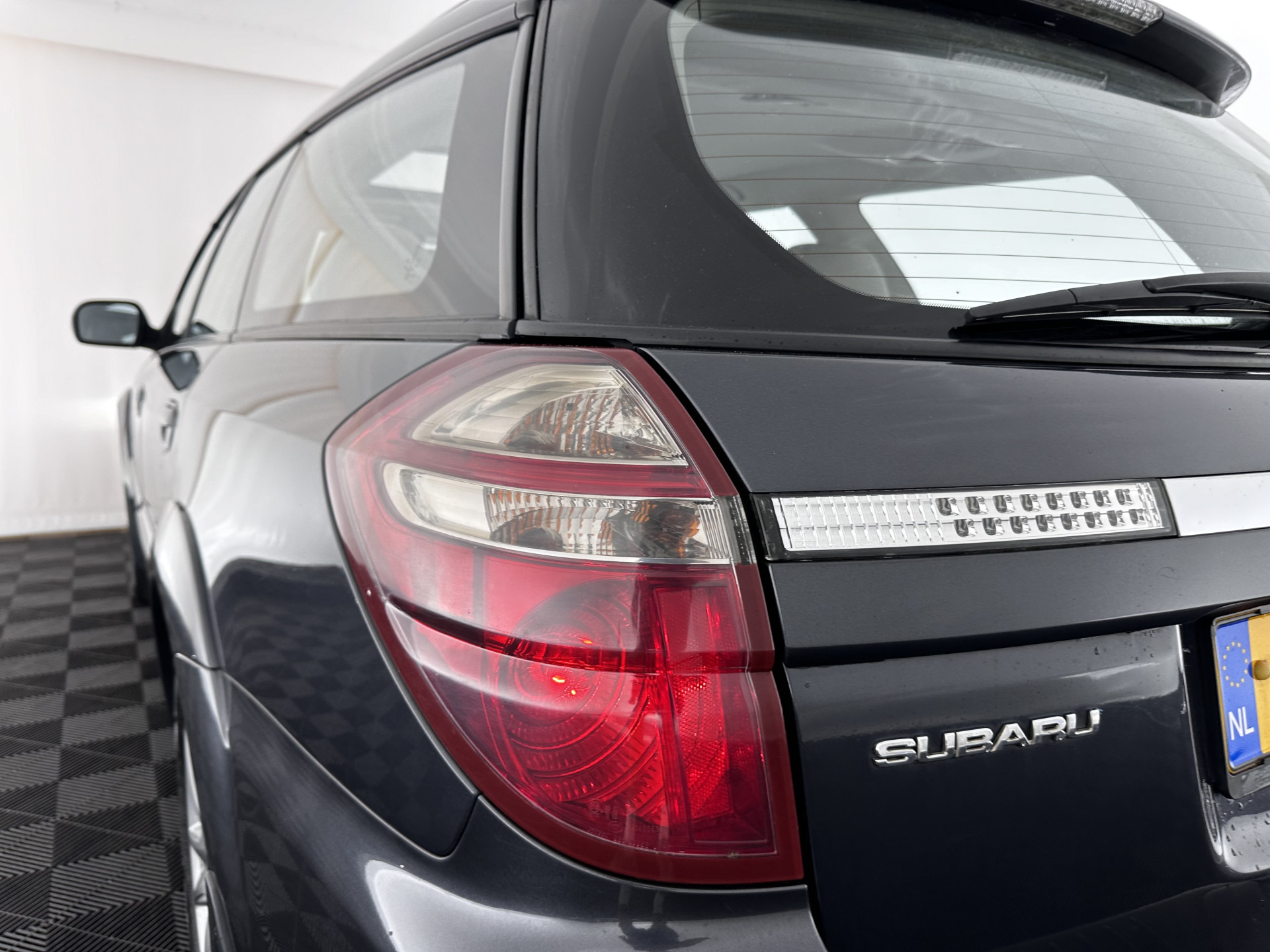 Subaru Legacy Touring Wagon 2.0D Luxury AWD *PANO | LEATHER | XENON | NAVI-FULLMAP | MEMORY-PACK | ECC | PDC | CRUISE | COMFORT-SEATS | 17"ALU*