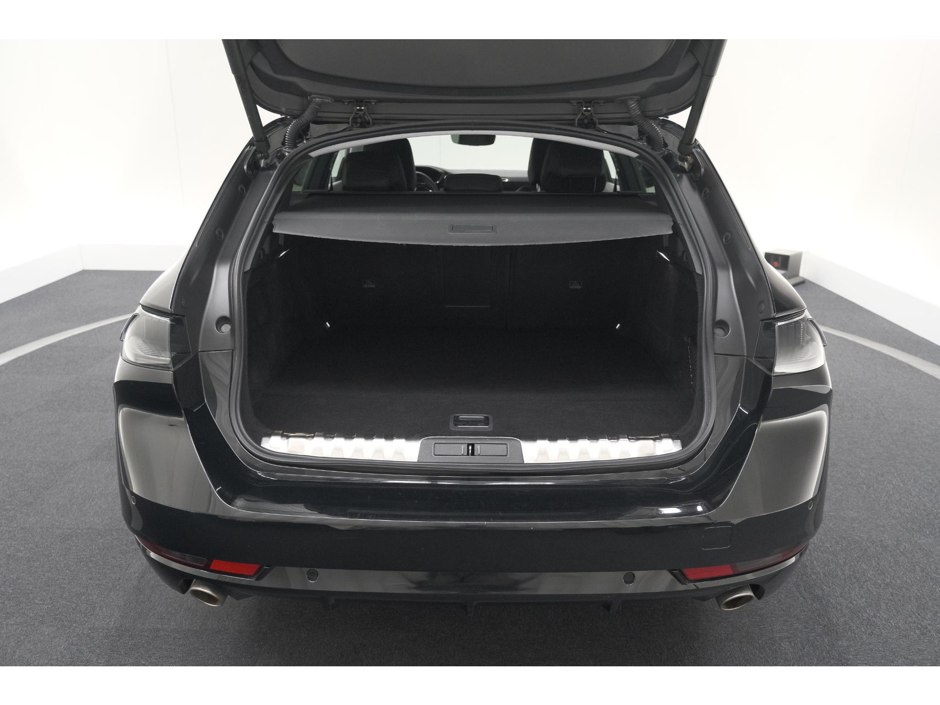 Peugeot 508 SW 1.6 HYbrid 225 Allure | Drive Assist Plus | Elektronische Kofferklep | Camera | Apple Carplay