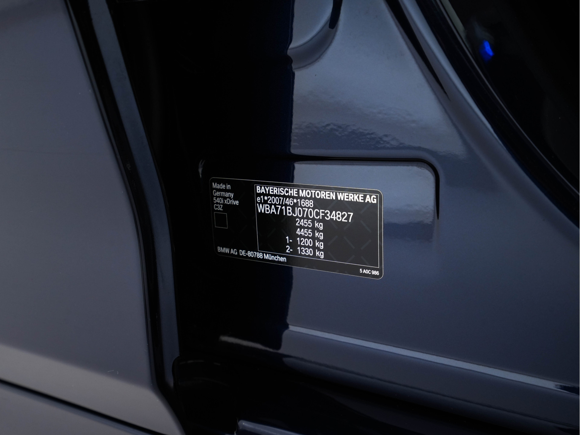 BMW 5-serie 540i xDrive High Executive Edition (INCL-BTW ) Aut.*PANO | LUXURY-LEATHER | LASER-LIGHT | BOWERS&WILKINS-AUDIO | MEMORY-PACK | HEATED/COOLED-COMFORTSEATS | DIGI-COCKPIT | NAVI-FULLMAP | SHIFT-PADDLES | CRUISE | 18''ALU*