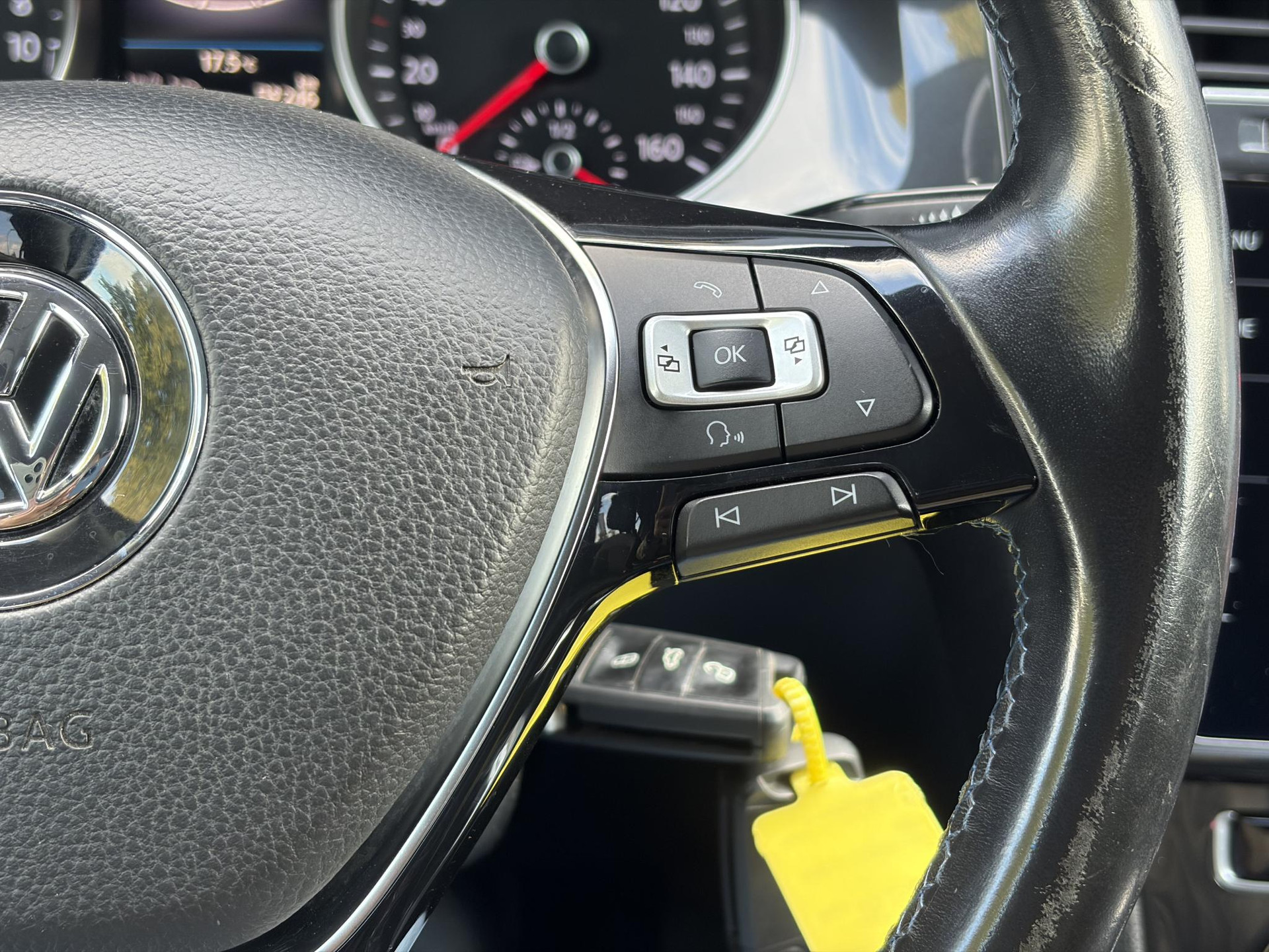 Volkswagen e-Golf ✓SOH 84,55%✓Carplay✓Navi✓LED✓Clima✓Cruise✓Pdc V+A✓Lm velgen✓N.A.P✓Apk tot 07-2027
