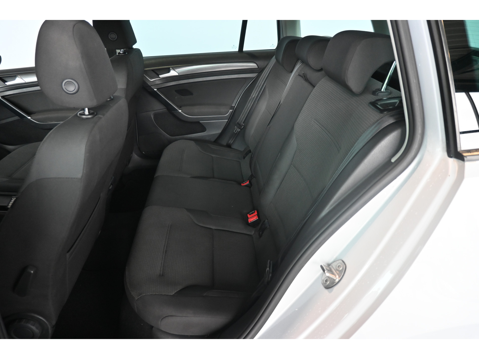 Volkswagen Golf Variant 1.0 TSI Comfortline Carplay Cruise control LED Clima Navigatie 1e Eigenaar PDC Inruil Mogelijk!