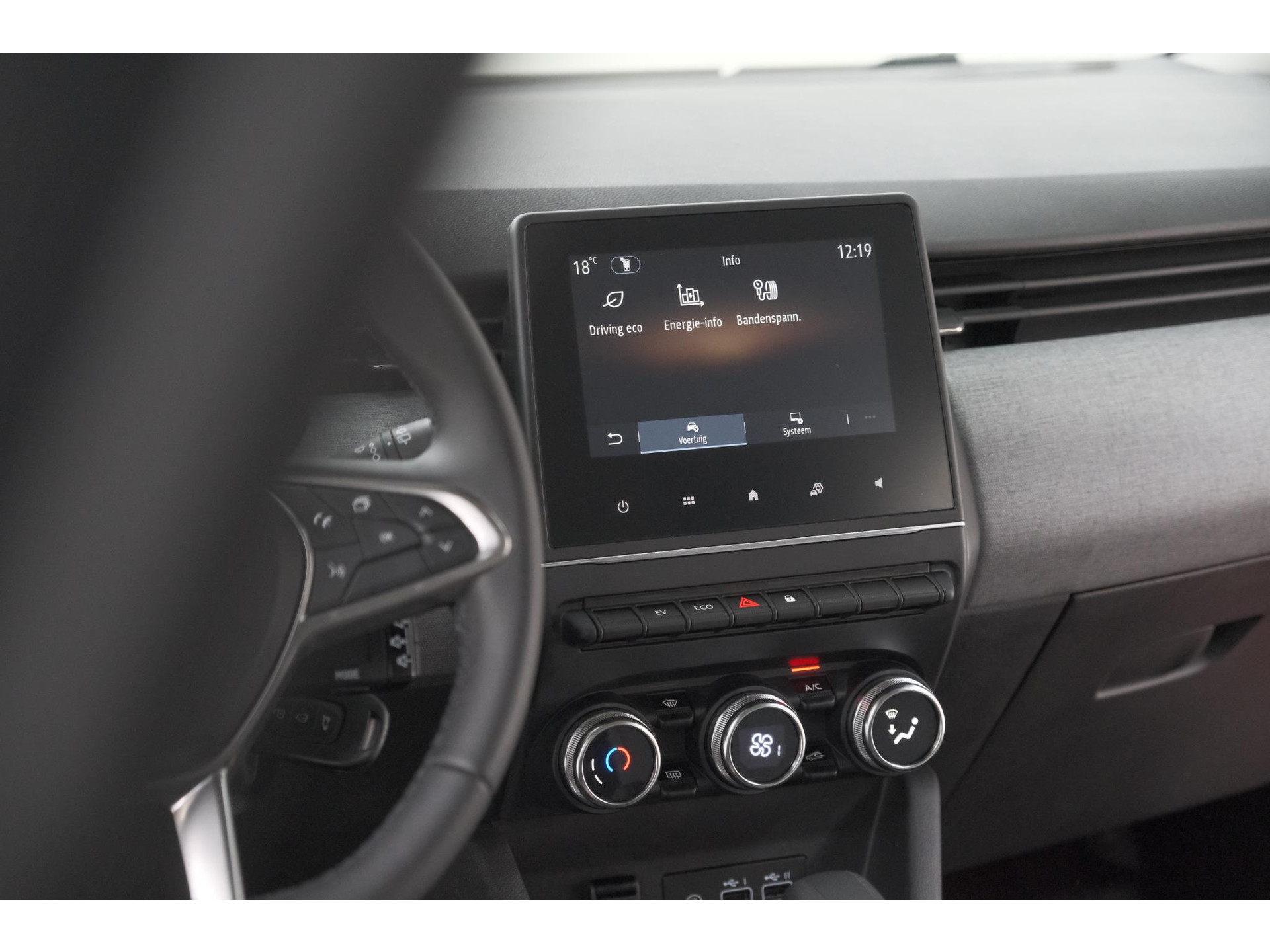 Renault Clio 1.6 E-Tech Full Hybrid 145 Evolution Holland Edition | Apple Carplay | Parkeersensoren | LED | Cruise Control