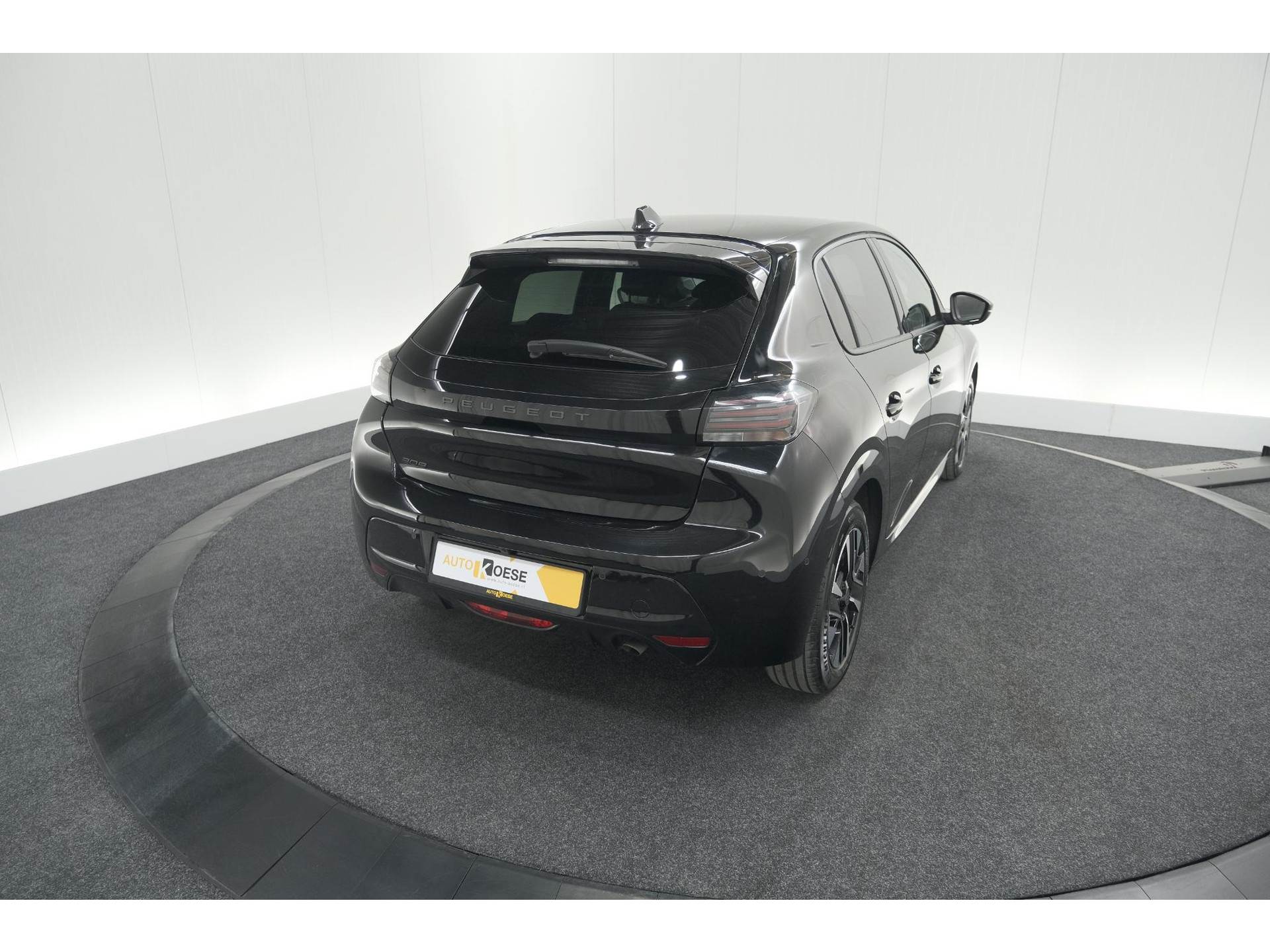 Peugeot 208 PureTech 100 Allure | 360 Camera | Adaptieve Cruise Control | Dodehoekdetectie
