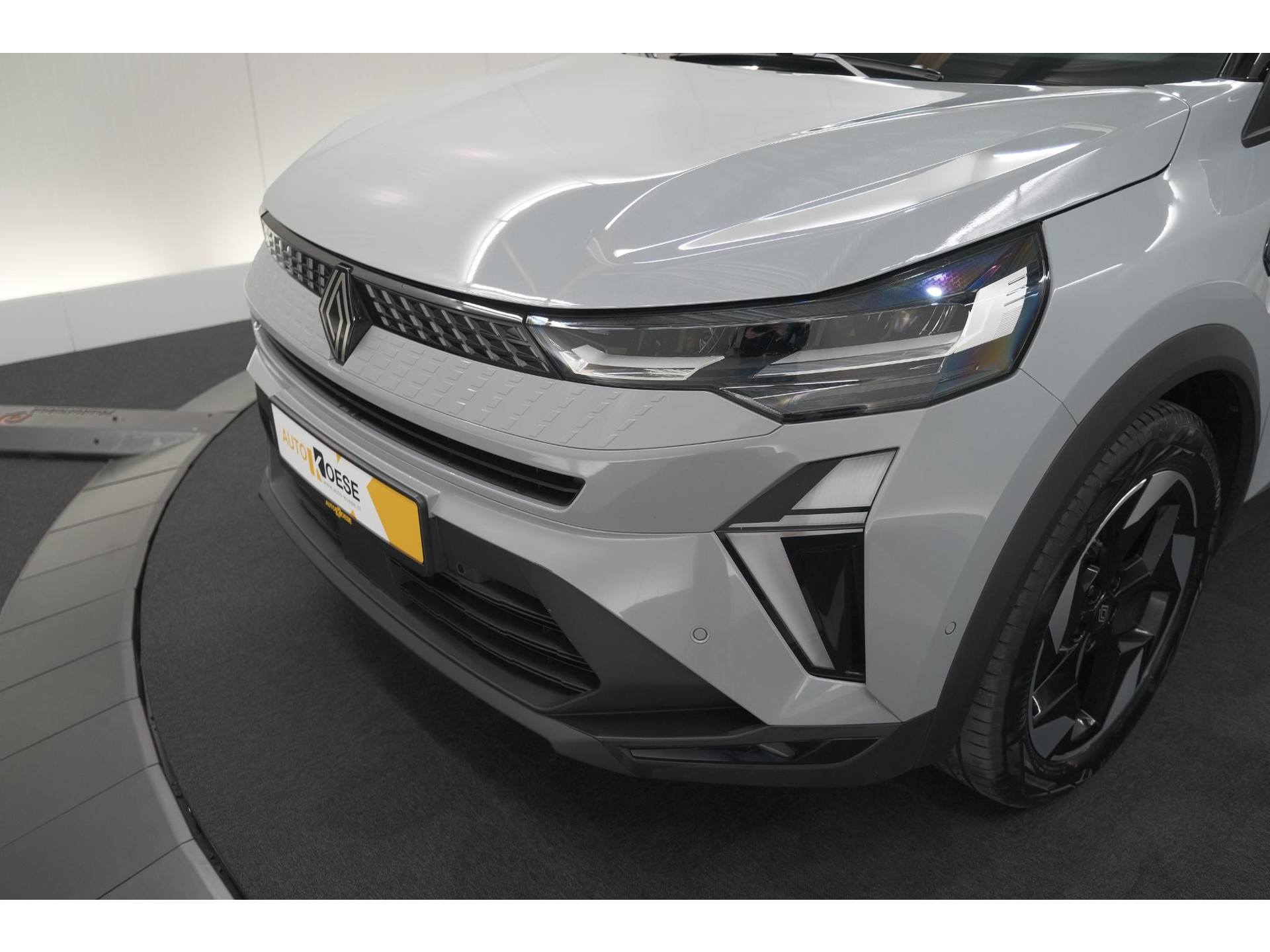 Renault Captur 1.8 E-Tech full hybrid 160 techno | Camera | Adaptieve Cruise Control | Navigatie