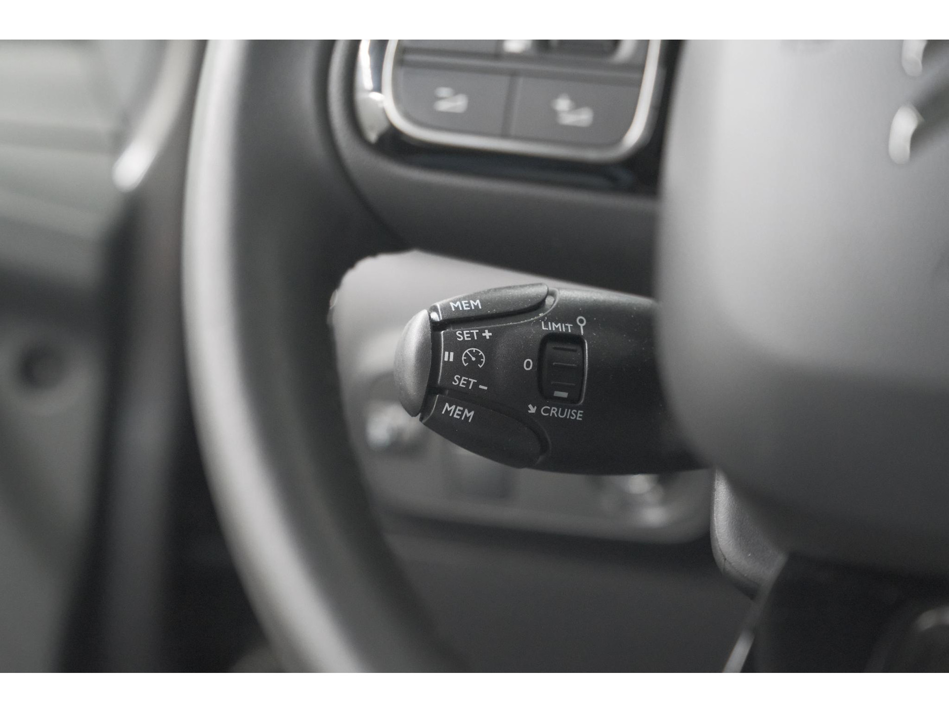 Citroen C3 PureTech 82 Max | Trekhaak | Keyless | Camera | Parkeersensoren | Navigatie | Stoelverwarming