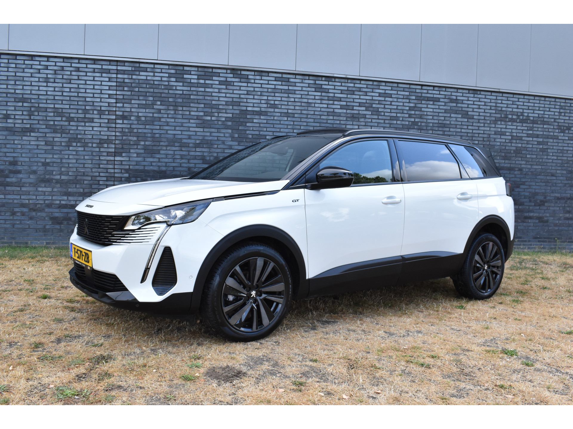 Peugeot 5008 1.2 GT 7-persoons Pano Automaat Navi