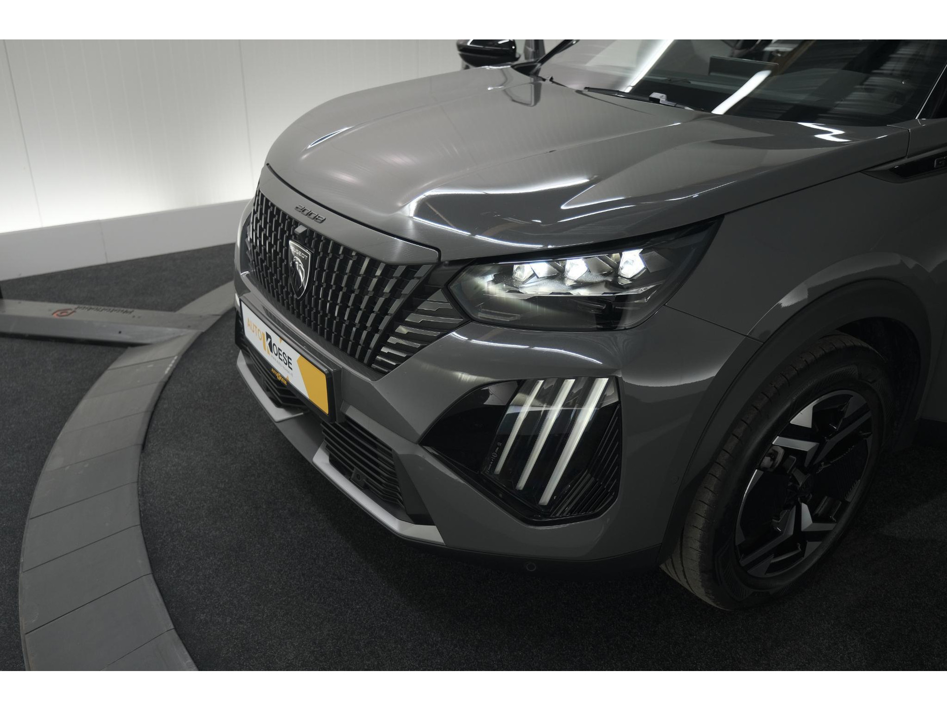 Peugeot 2008 PureTech 130 EAT8 GT | 360 Camera | Stoelmassage | Adaptieve Cruise Control | Dodehoekdetectie