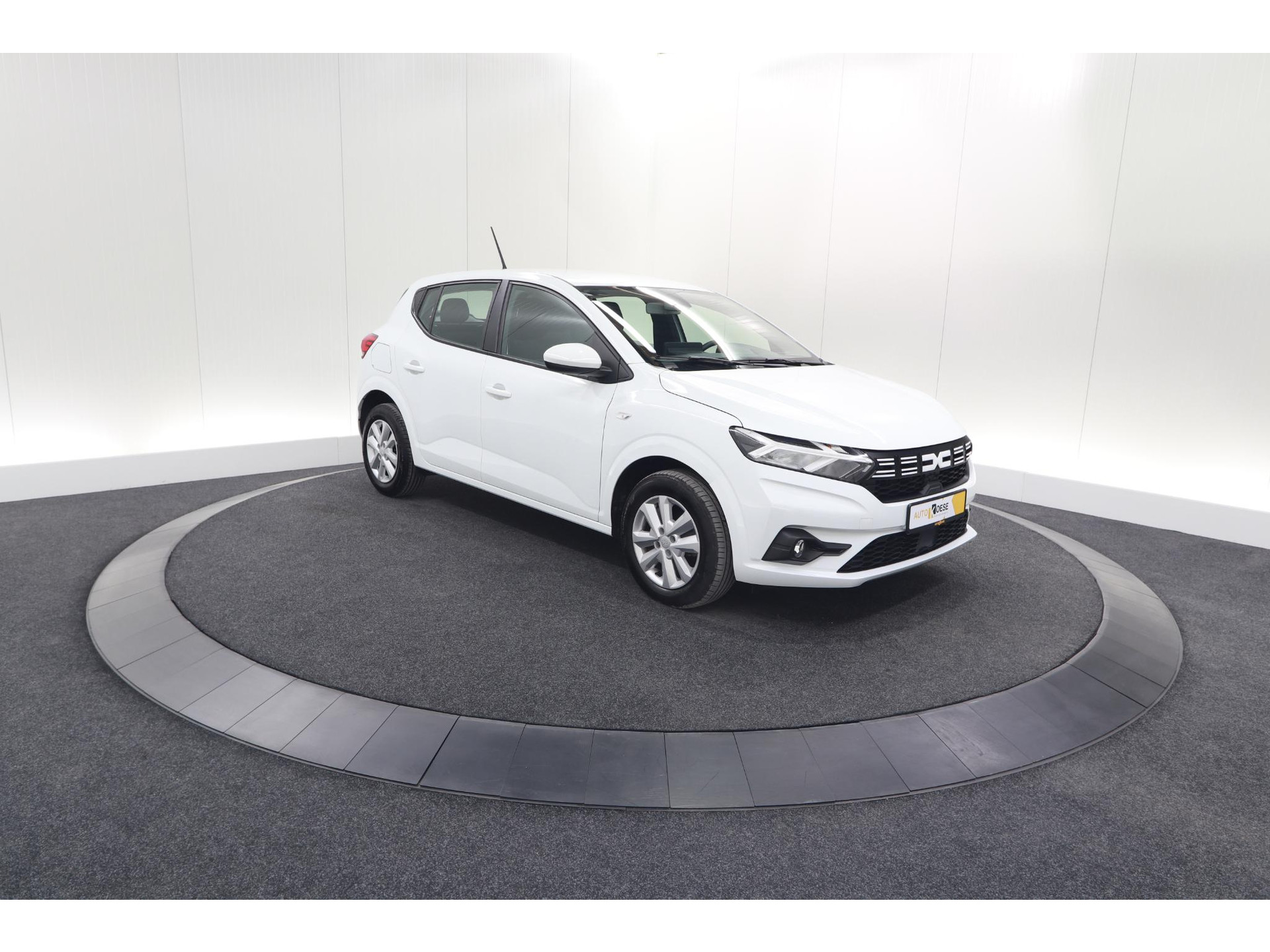 Dacia Sandero TCe 90 CVT Expression | Parkeersensoren | Apple Carplay | Cruise Control