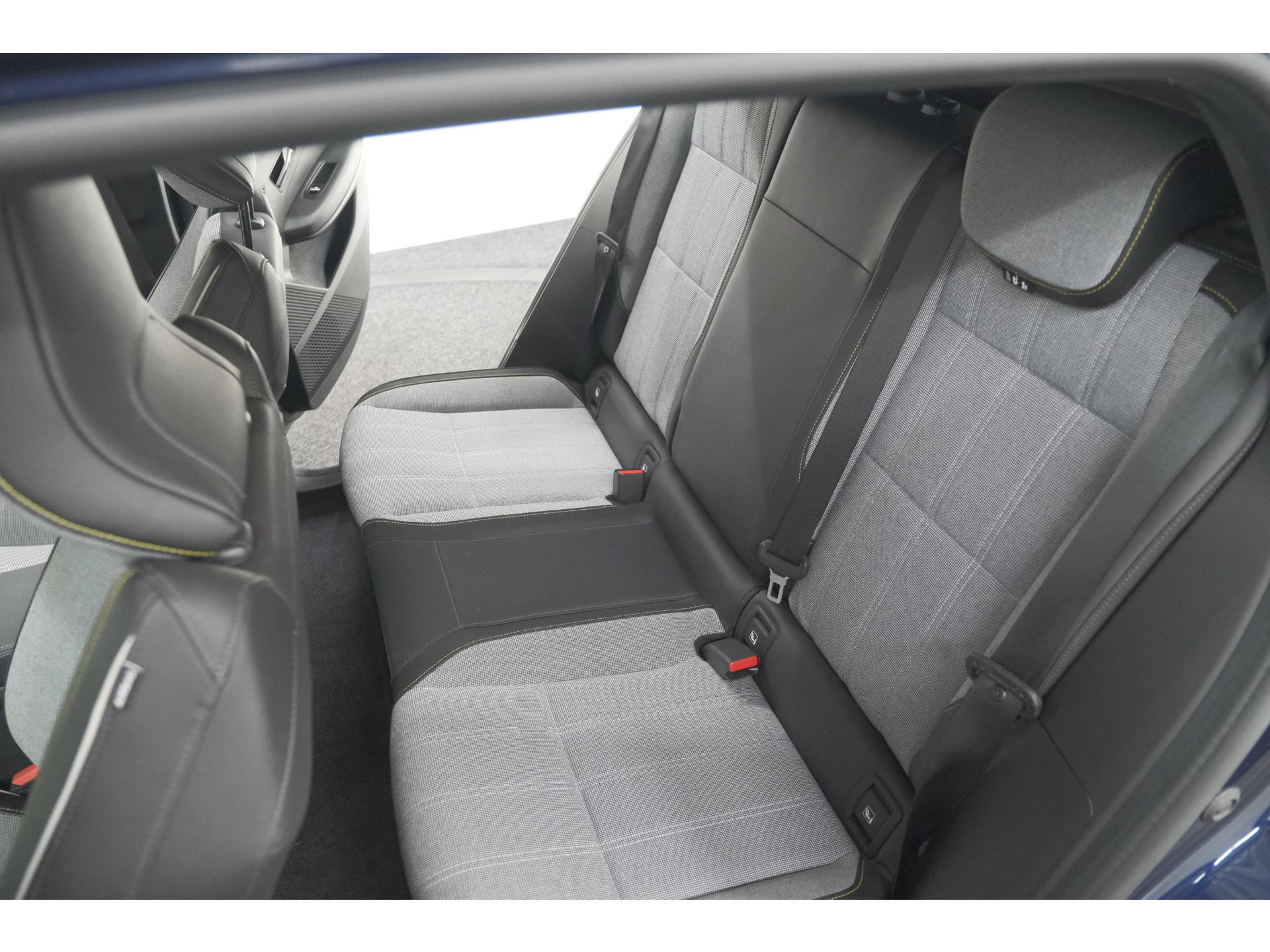 Renault Megane E-Tech EV60 Optimum Charge Techno | Pack Winter | Camera | Adaptieve Cruise Control | Dodehoekdetectie