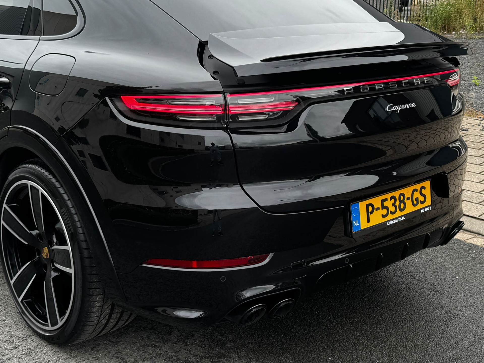 Porsche Cayenne Coupé 3.0 E-Hybrid 462PK Sport Design SportChrono *1e eigenaar*