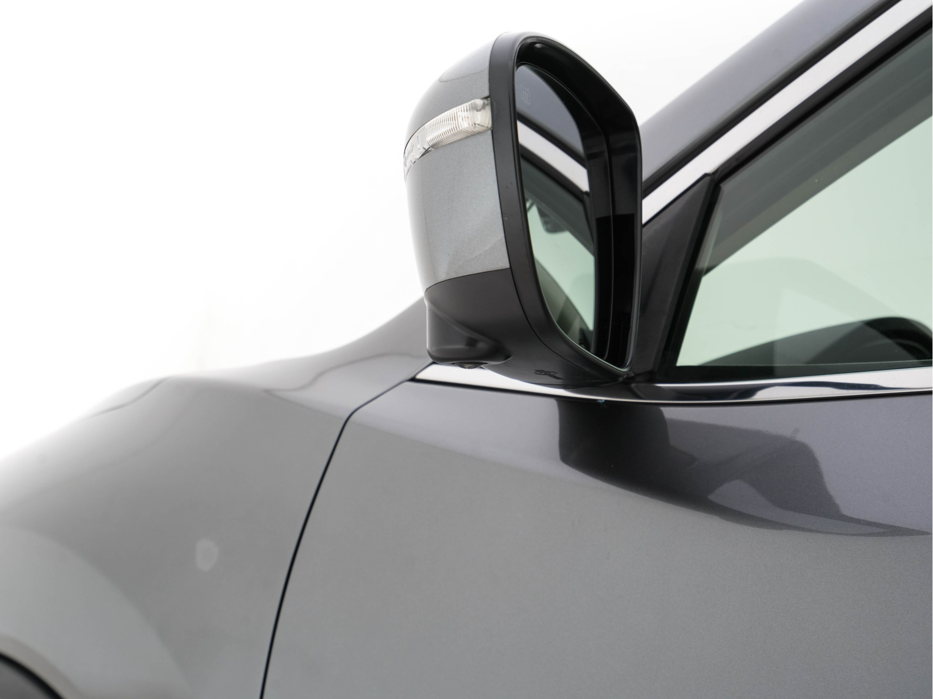 Nissan X-Trail 1.6 dCi Tekna (INCL-BTW) Aut. *PANO | LEATHER | FULL-LED | TOP-VIEW | JBL-AUDIO | BLINDSPOT | KEYLESS | HEATED-COMFORTSEATS | NAVI-FULLMAP | CARPLAY | PRIVACY-GLASS | 19''ALU*