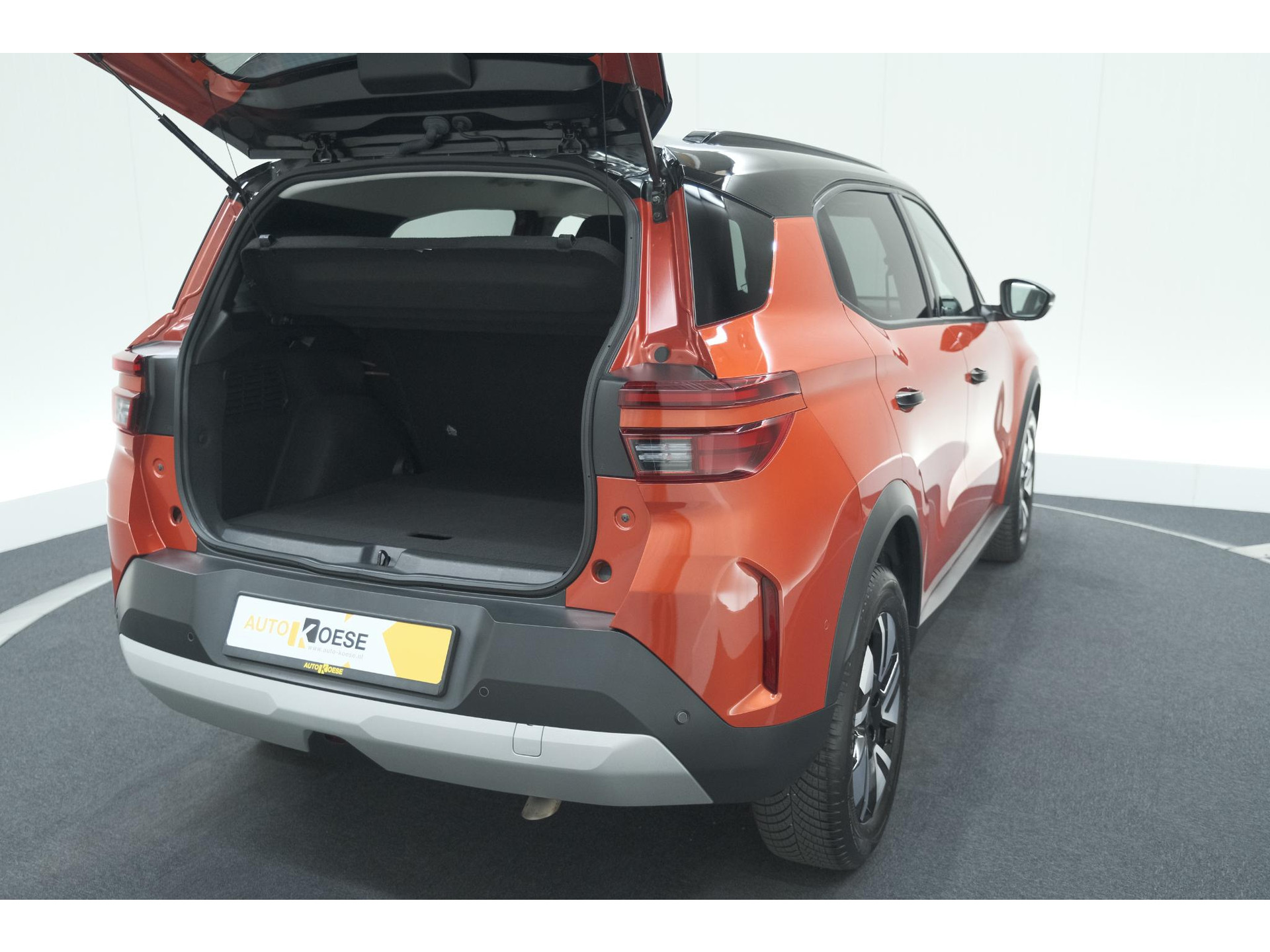 Opel Frontera 1.2 Turbo Hybrid 110 GS | Kanyon Orange | Camera | Dodehoekdetectie | Apple Carplay