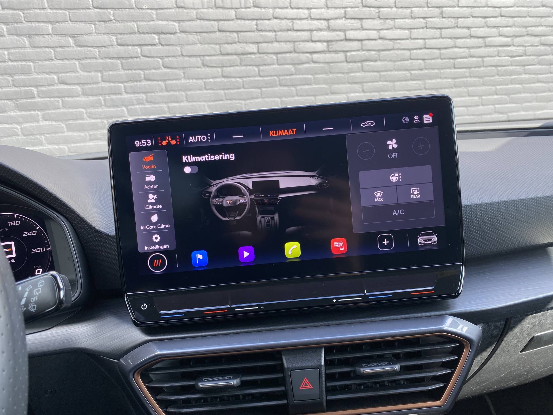 CUPRA Leon Sportstourer 1.4 e-Hybrid VZ Performance 245 pk | 1e eigenaar | dealer onderh. | panoramadak | elektr. a. klep | kuipstoelen