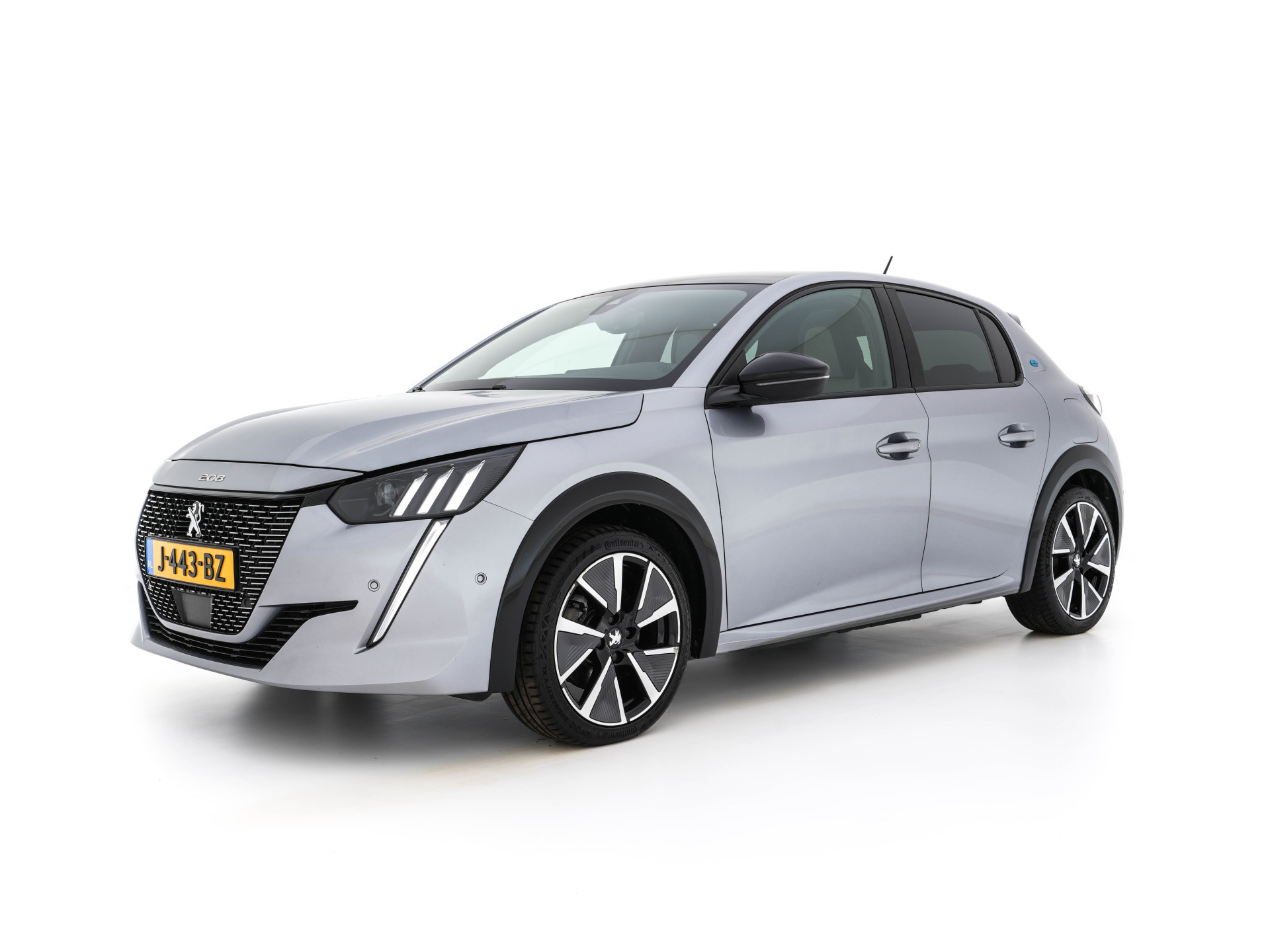 Peugeot e-208 EV GT-Line 350 50 kWh (INCL-BTW) *PANO | FULL-LED | DIGI-COCKPIT | BLINDSPOT | CAMERA | LEATHER-ALCANTARA | AMBIENT-LIGHT | NAVI-FULLMAP | LANE-ASSIST | KEYLESS | DAB | CCS-FASTLOADER | HEATED-SPORTSEATS | 17"ALU