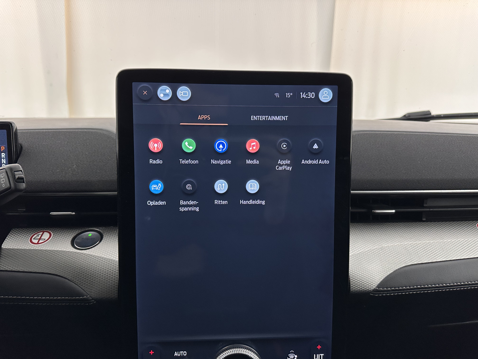 Ford Mustang Mach-E RWD 75 kWh [ 3-Fase-11kW ] {SOH-84%} (INCL-BTW) *LEATHER | FULL-LED | DAB | DIGI-COCKPIT | KEYLESS | NAVI-FULLMAP | CARPLAY | HEATED-COMFORTSEATS | TOPVIEW | ADAPTIVE-CRUISE | PRIVACY-GLASS | 18'' ALU*