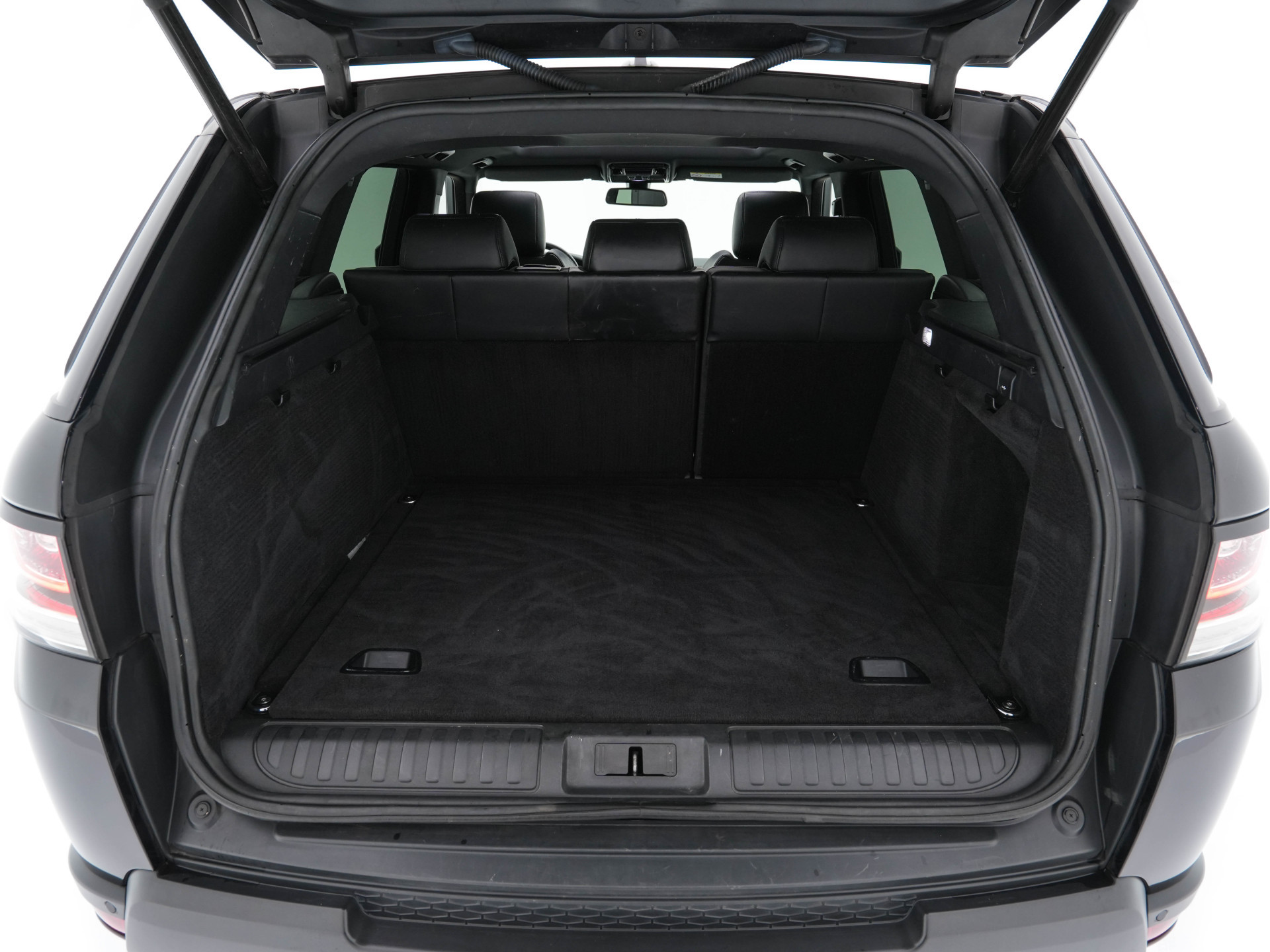 Land Rover Range Rover Sport 3.0 SDV6 HSE Dynamic Aut. *PANO | LEATHER | BI-XENON | NAVI-FULLMAP | CAMERA | KEYLESS | AIR-SUSPENSION | ECC | PDC | CRUISE | PRIVACY-GLASS | SHIFT-PADDLES | BREMBO-BRAKES | COMFORT-SEATS | 21''ALU*