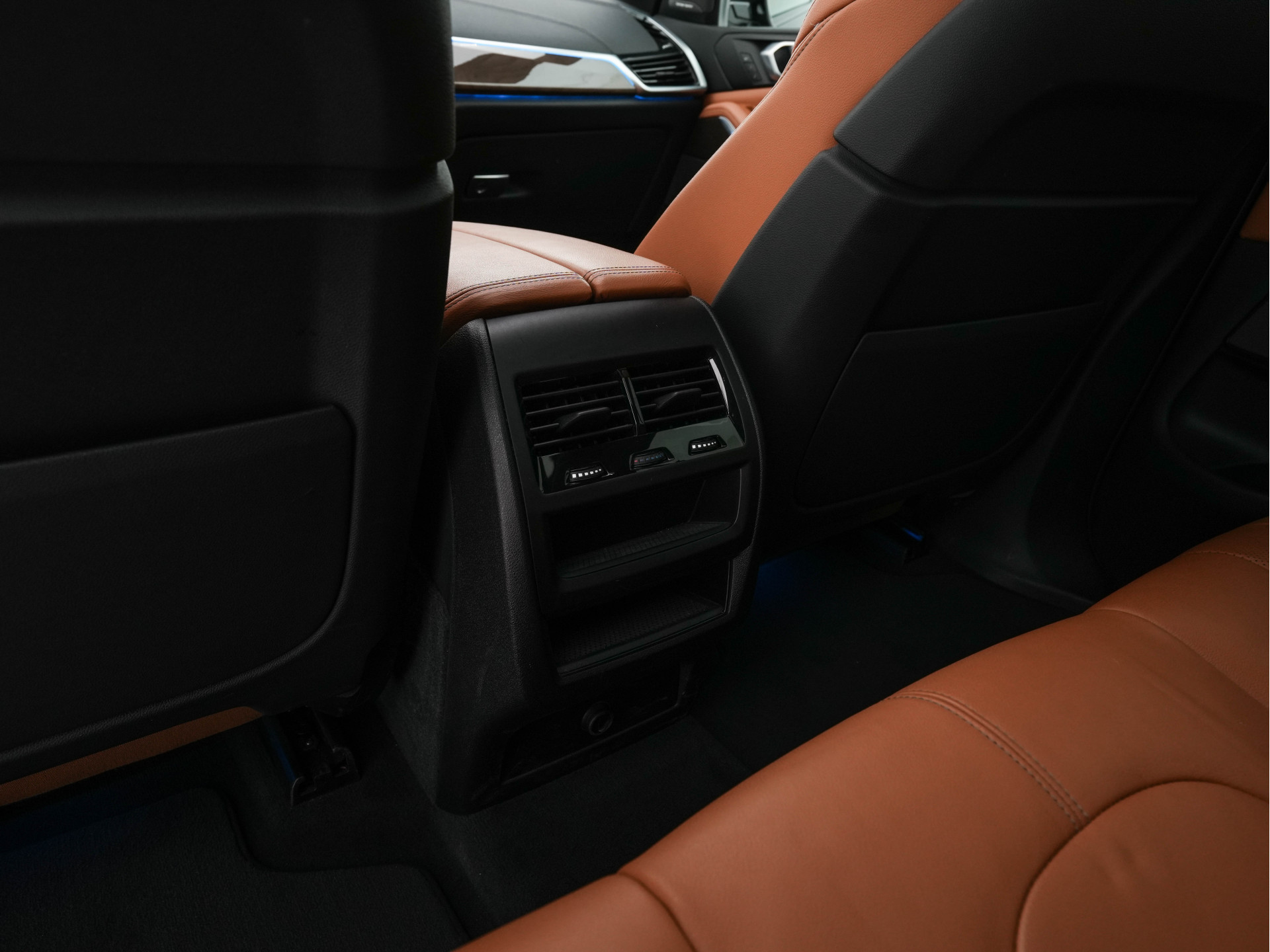 BMW X5 xDrive45e High Executive M-Sportpack (INCL-BTW) Aut. *PANO | LUXURY-LEATHER | FULL-LED | ADAPTIVE-CRUISE | HARMAN/KARDON-AUDIO | BLINDSPOT | MEMORY-PACK |  NAVI-FULLMAP | AMBIENT-LIGHT | HEATED-COMFORTSEATS | TOPVIEW | DAB | ...