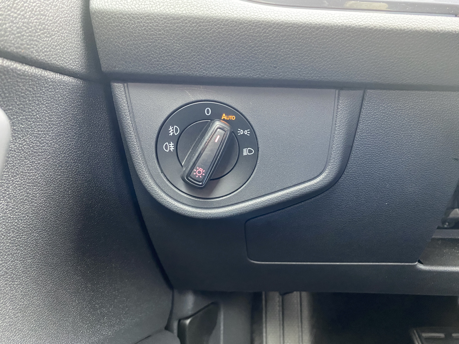 Volkswagen Polo 1.0 TSI R Line 116 pk AUT. | 1e eigenaar | 2x R Line | navigatie | virtual cockpit | stoelverwarming | sportstoelen