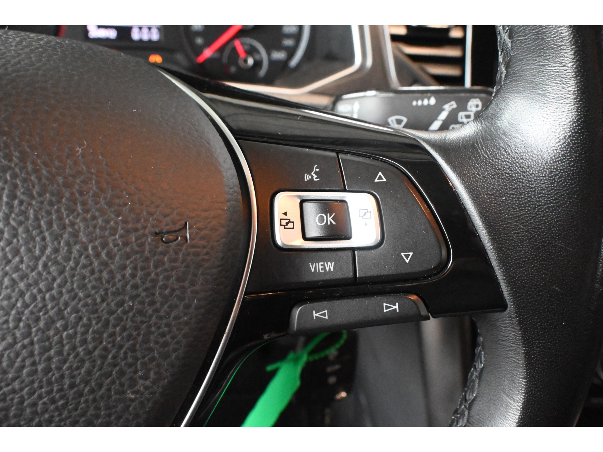 Volkswagen T-Roc 1.5 TSI Style Automaat Clima Carplay Cruise Control Trekhaak Rijklaarprijs! Inruil Mogelijk!