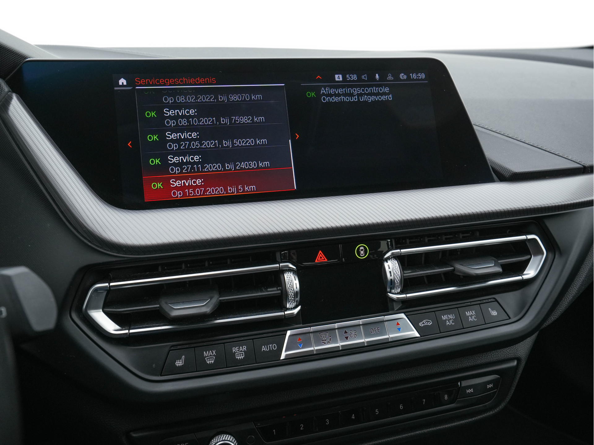 BMW 1-serie 116d Executive Edition Sport-Line (INCL-BTW) *DIGI-COCKPIT | FULL-LED | NAVI-FULLMAP | LEATHER-MICROFIBRE | AMBIENT-LIGHT | CARPLAY | CRUISE | KEYLESS | HEATED-SPORTSEATS | PRIVACY-GLASS | DAB | ECC | PDC | 17"ALU*