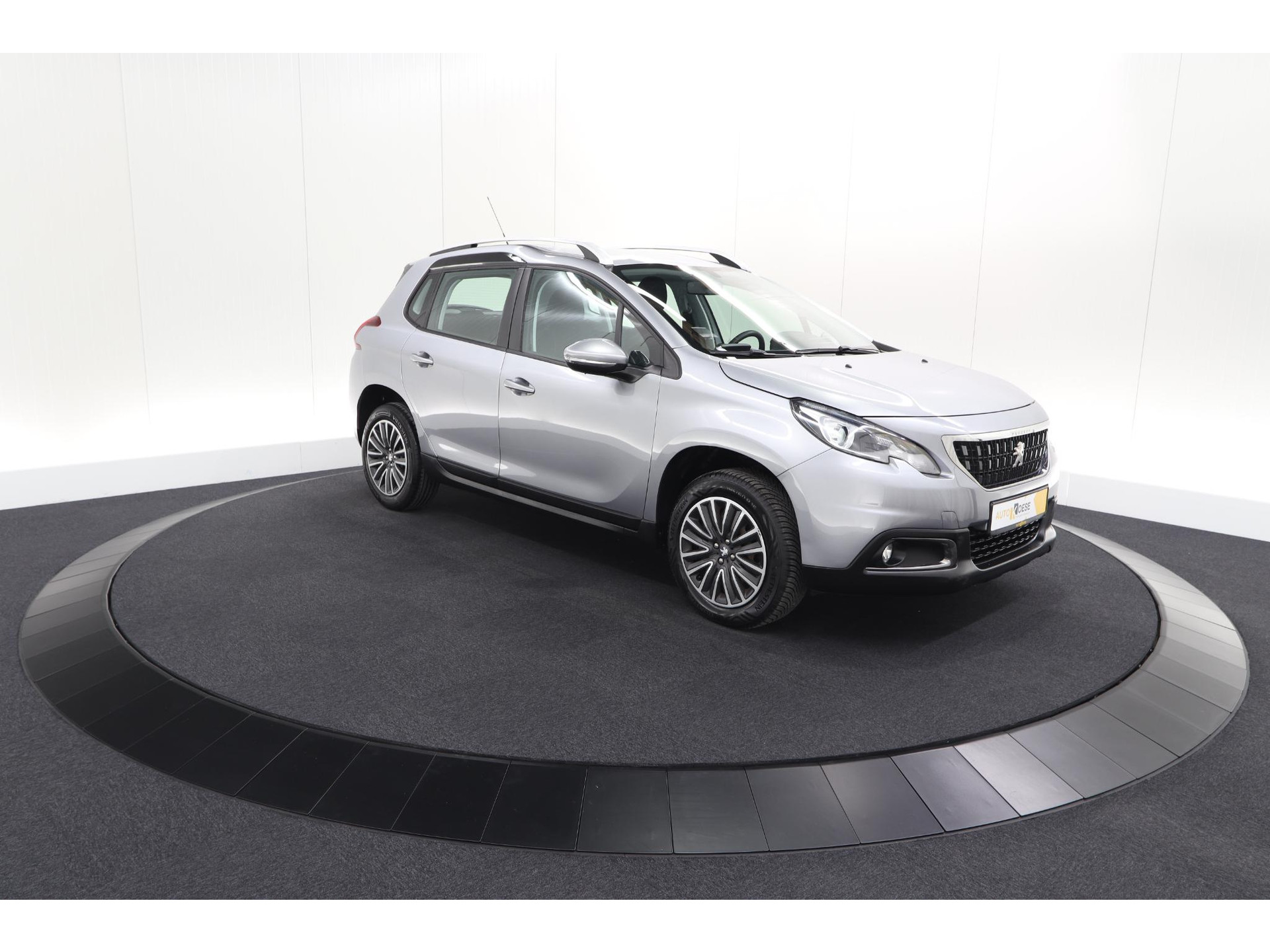 Peugeot 2008 PureTech 110 Blue Lion | Trekhaak | Apple Carplay | Parkeersensoren