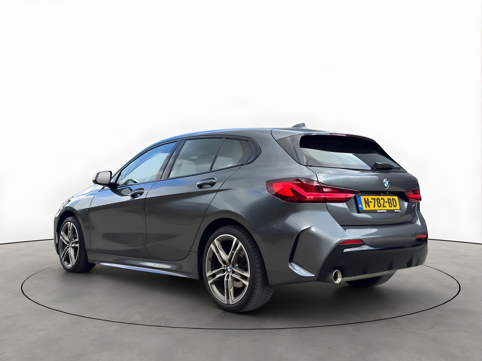 BMW 1-serie 118i 140PK Automaat M-Sport Camera Virtual Stuurverwarming
