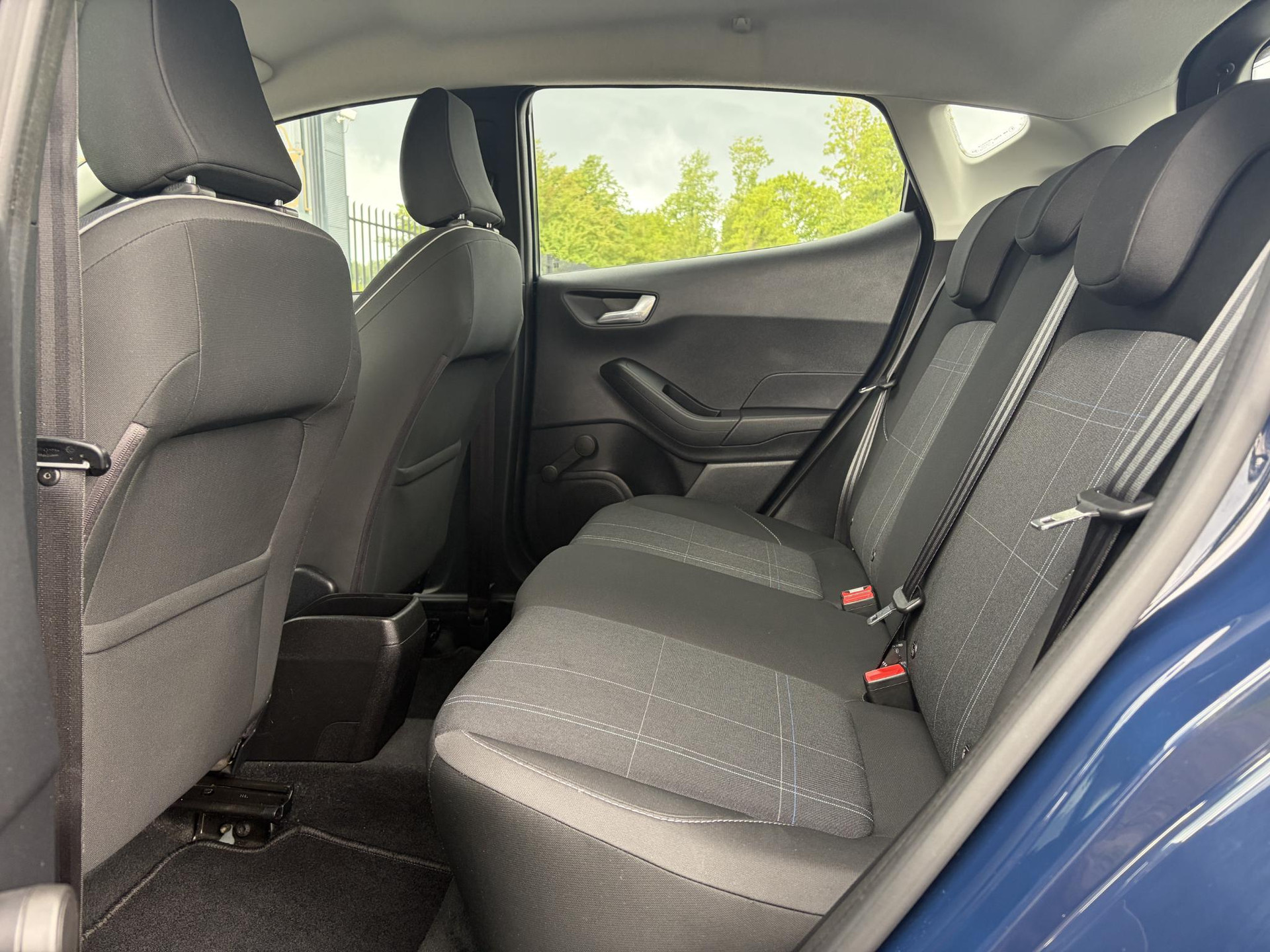 Ford Fiesta 1.1 Trend 2e Eigenaar,Airco,Cruise,5 Deurs,N.A.P,Recent beurt gehad,Rijstrooksensor,Apk tot 06-2027