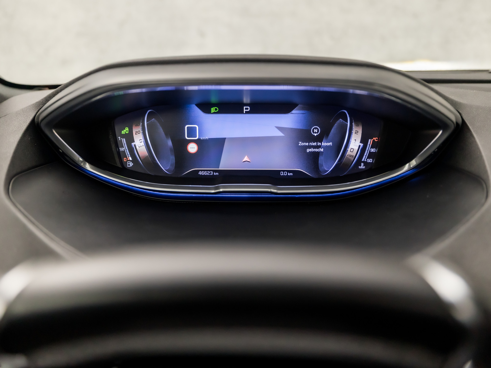 Peugeot 5008 1.6 e-THP GT-Line 165Pk Automaat (PANORAMADAK, NAPPA LEDER, MEMORY SEATS, STOELVERWARMING, 360 CAMERA, DRIVE MODE, KEYLESS, ADAPTIVE CRUISE, ELEK ACHTERKLEP, NIEUWSTAAT)