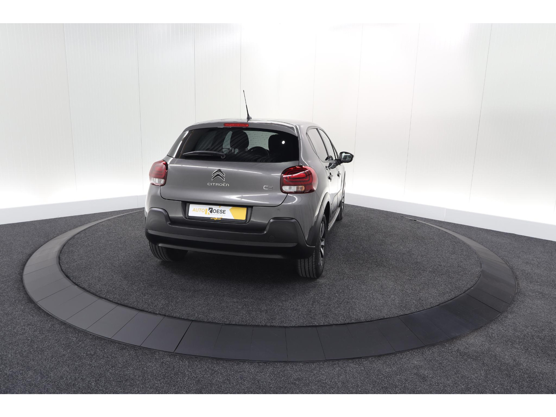 Citroen C3 PureTech 110 EAT6 Max | Apple Carplay | Parkeersensoren | Climate Control | 16 Inch Lichtmetalen Velgen