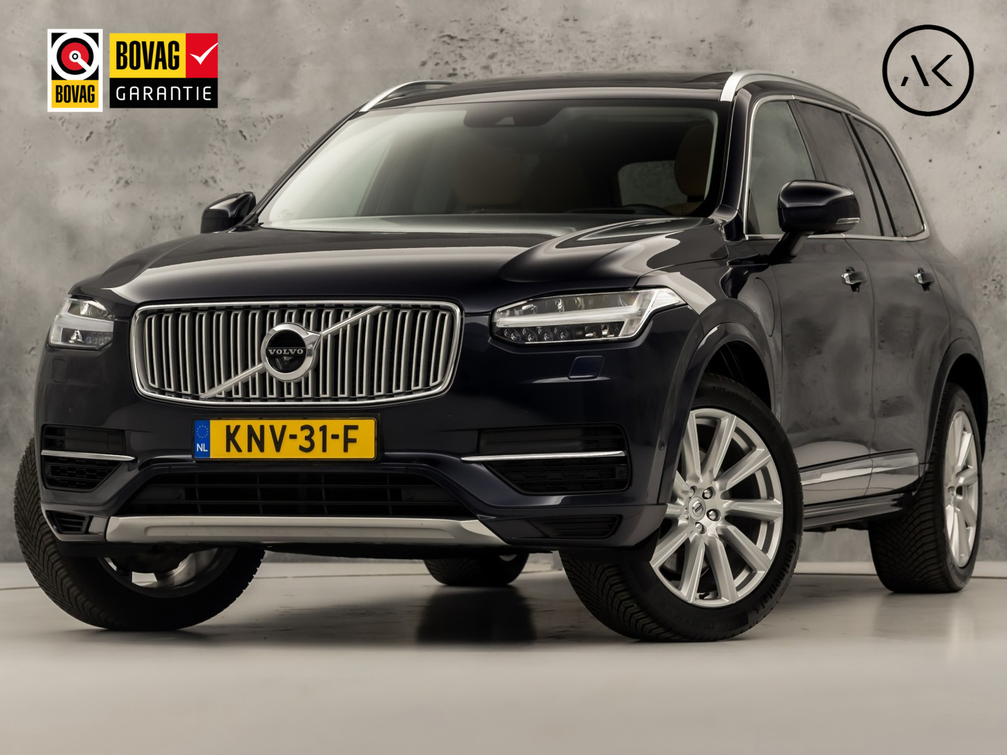 Volvo XC90 2.0 T8 Twin Engine AWD Inscription 7 Persoons 408Pk Automaat (PANORAMADAK, BOWERS&WILKINS, MEMORY SEATS, BRUIN LEDER, CAMERA, STOELKOELING/VERWARMING, HEAD-UP DISPLAY, GETINT GLAS, ELEK ACHTERKLEP, NIEUWSTAAT)