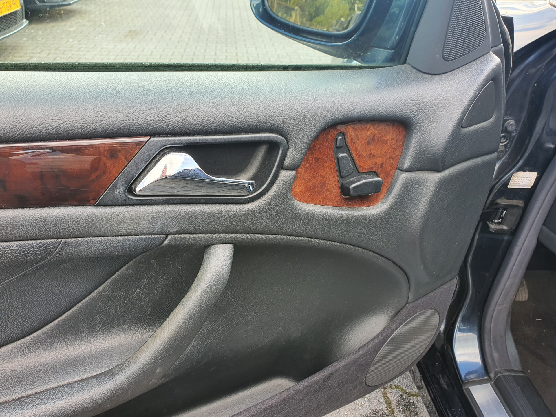 Mercedes-Benz CLK-klasse Coupé 320 Elegance Aut. *FULL-LEATHER | ECC | CRUISE | MERCEDES-AUDIO*