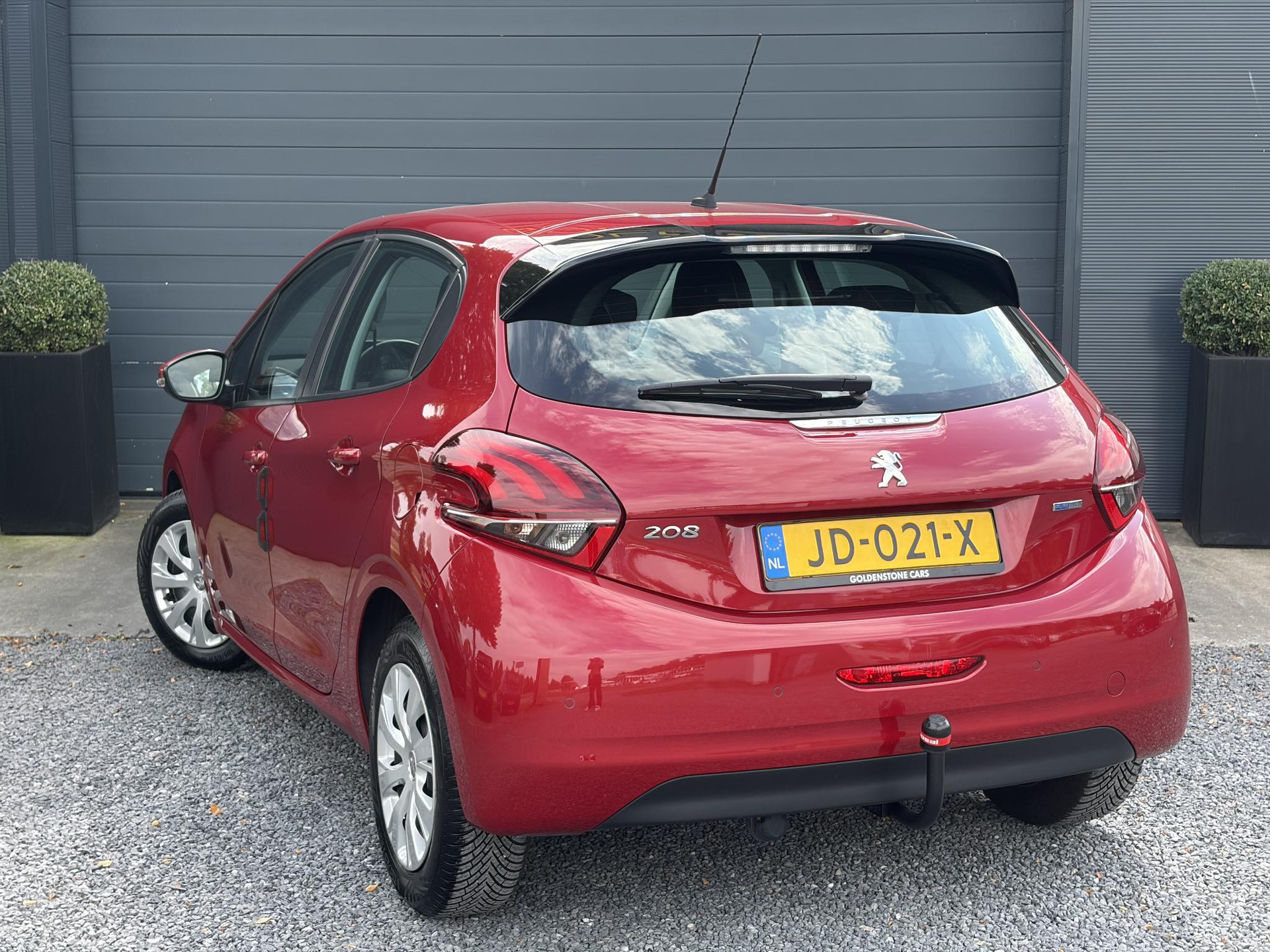 Peugeot 208 1.2 PureTech Blue Lion ✓D-riem vv in 2025✓1e Eigenaar✓Navi✓Carplay✓Trekhaak✓Recent beurt gehad✓Airco✓Cruise✓5 Deurs✓Pdc✓N.A.P✓Apk tot 03-2027
