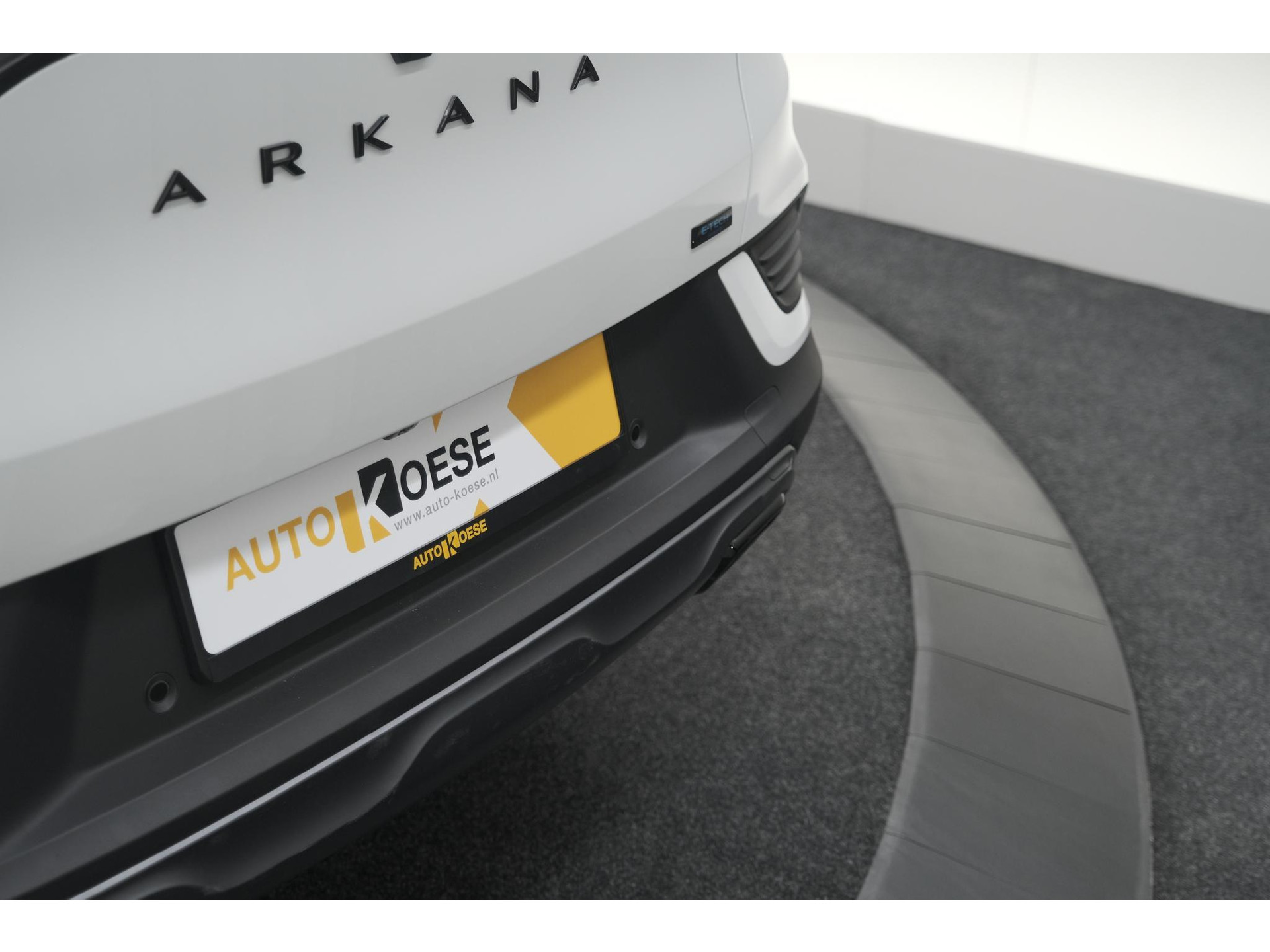 Renault Arkana 1.6 E-Tech hybrid 145 Esprit Alpine | 360 Camera | Adaptieve Cruise Control | Pack Winter | Dodehoekdetectie
