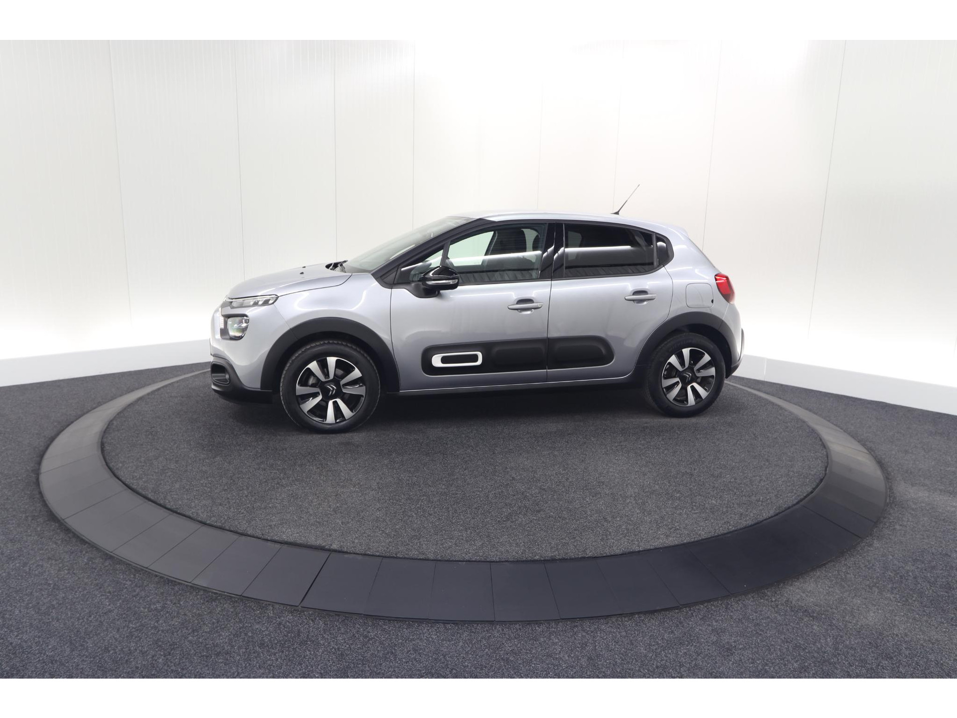 Citroen C3 PureTech 110 EAT6 Max | Camera | Parkeersensoren | Apple Carplay