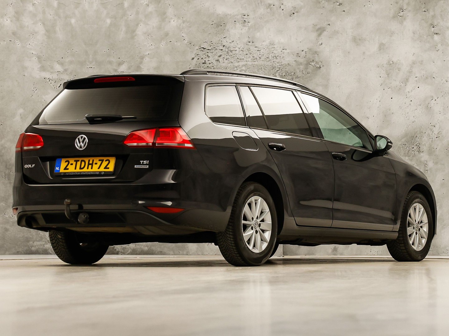 Volkswagen Golf Variant 1.2 TSI Sport (NAVIGATIE, BLUETOOTH, CLIMATE, NAP, TREKHAAK, SPORTSTOELEN, ARMSTEUN, LM VELGEN, ELEK PAKKET, NIEUWSTAAT)