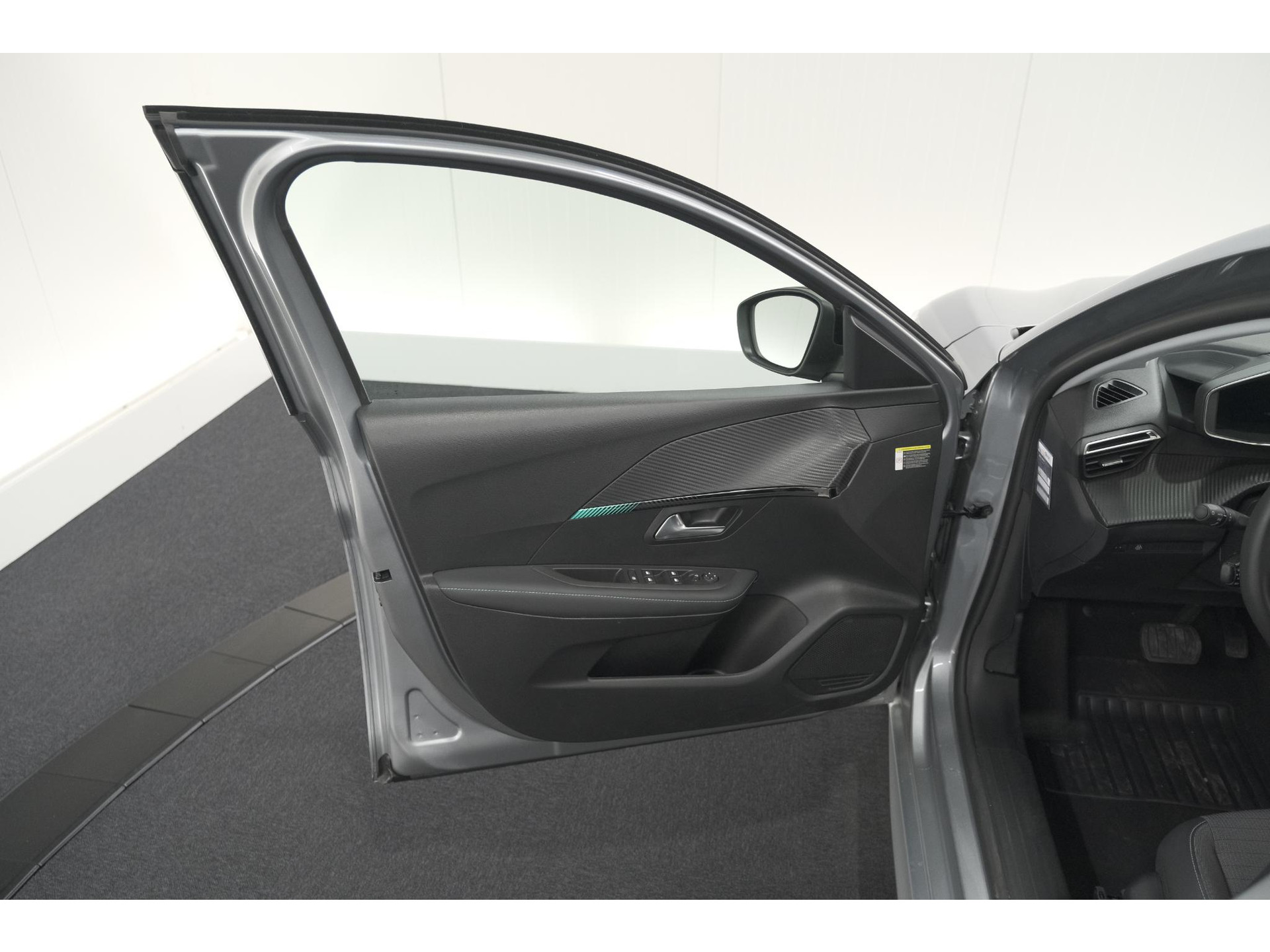 Peugeot 208 PureTech 100 EAT8 Allure Pack | Camera | Navigatie | Apple Carplay | Parkeersensoren