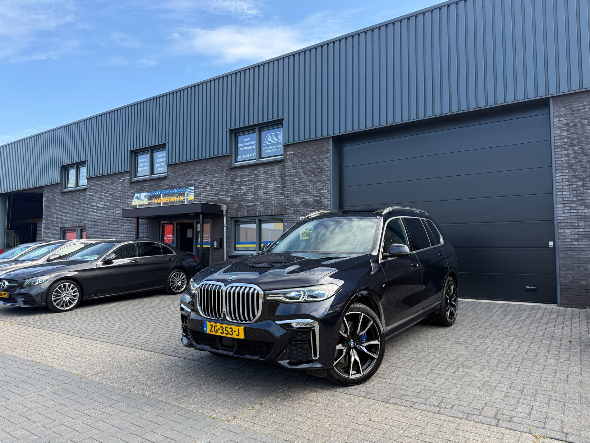 BMW X7 xDrive40i 6p. | 2E EIGENAAR | 3/6/12MND GARANTIE| M-SPORT |PANO | LASER | LED | B&W | MASSAGE | CARPLAY | TREKHAAK | DAB | BOMVOL |