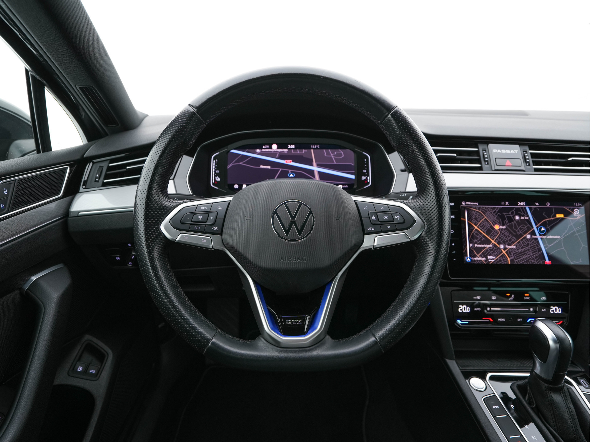 Volkswagen Passat 1.4 TSI GTE Business (Plug-In) (INCL-BTW) Aut. *FULL-LED | DIGI-COCKPIT | ADAPTIVE-CRUISE | NAVI-FULLMAP | KEYLESS | DAB+ | COMFORT-SEATS | SHIFTPADDLES | PRIVACY-GLASS | PDC | CAMERA | CARPLAY | 17''ALU*