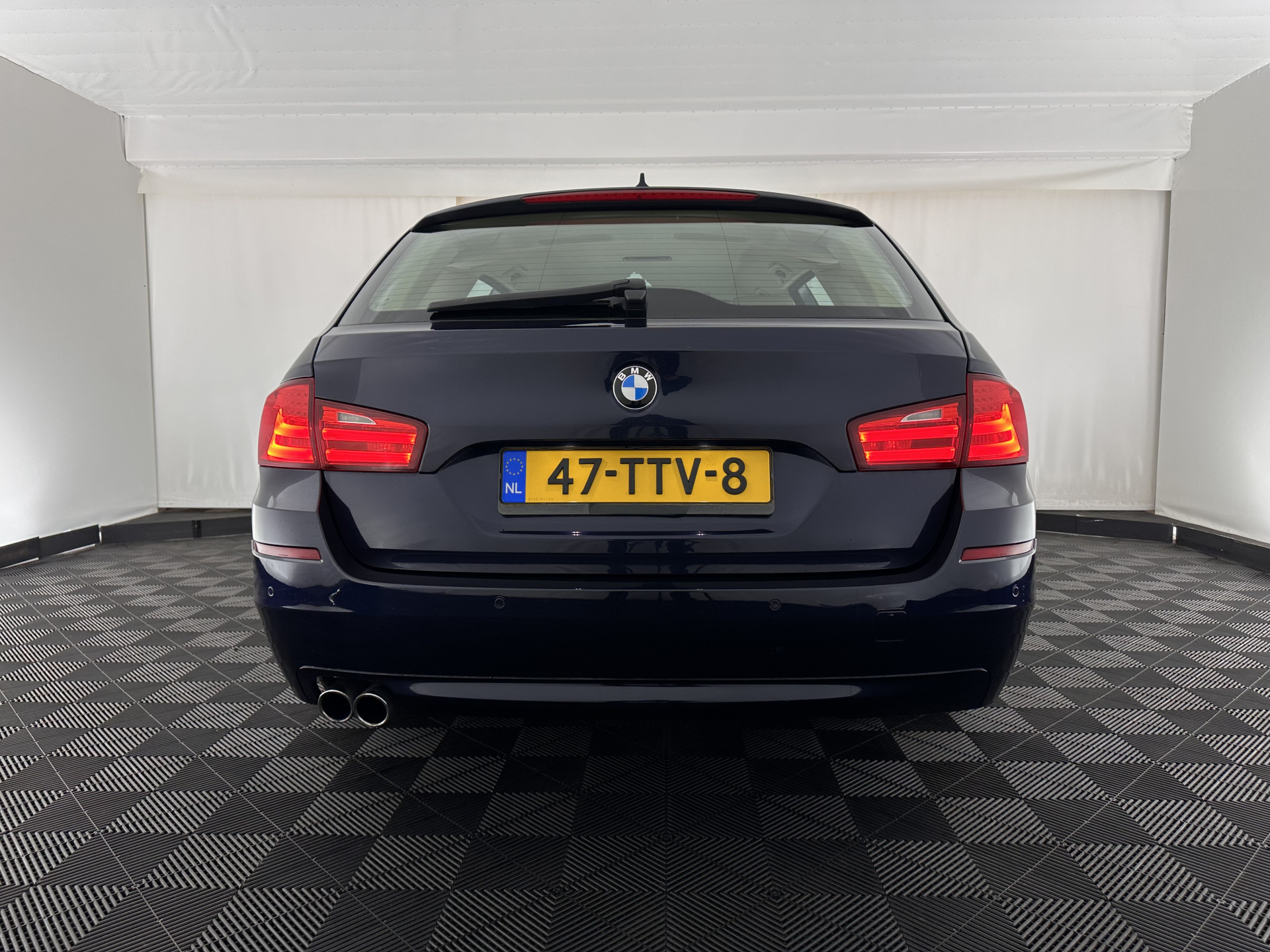 BMW 5-serie Touring 525xd High Executive AWD Aut*  LEATHER | BI-XENON | HEATED-SPORTSEATS | NAVI-FULLMAP | ECC | PDC | 17"ALU*