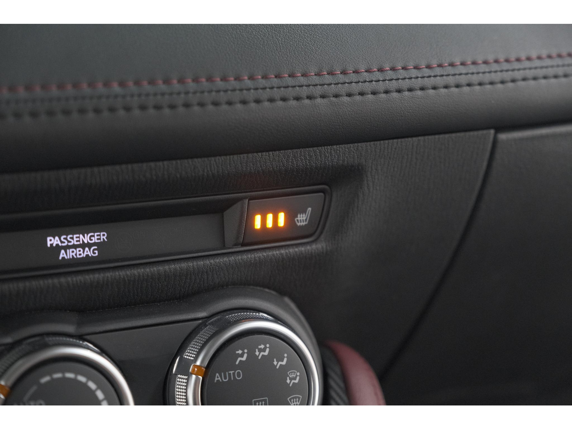 Mazda CX-3 2.0 SkyActiv-G 150 GT-M 4WD | Trekhaak | Camera | Dodehoekdetectie | Head-Up Display | Parkeersensoren