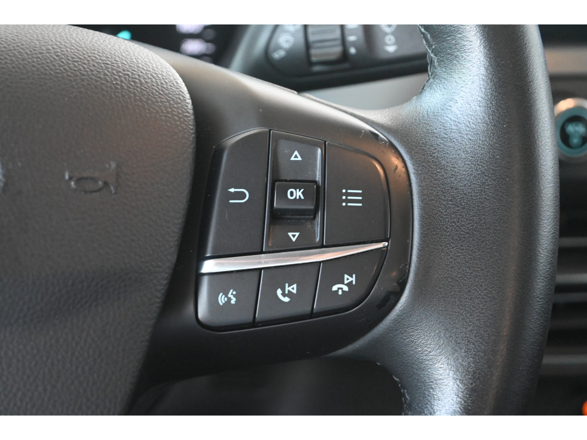 Ford Focus Wagon 1.0 Active Business Automaat Navigatie Carplay LED Rijklaarprijs Inruil Mogelijk!