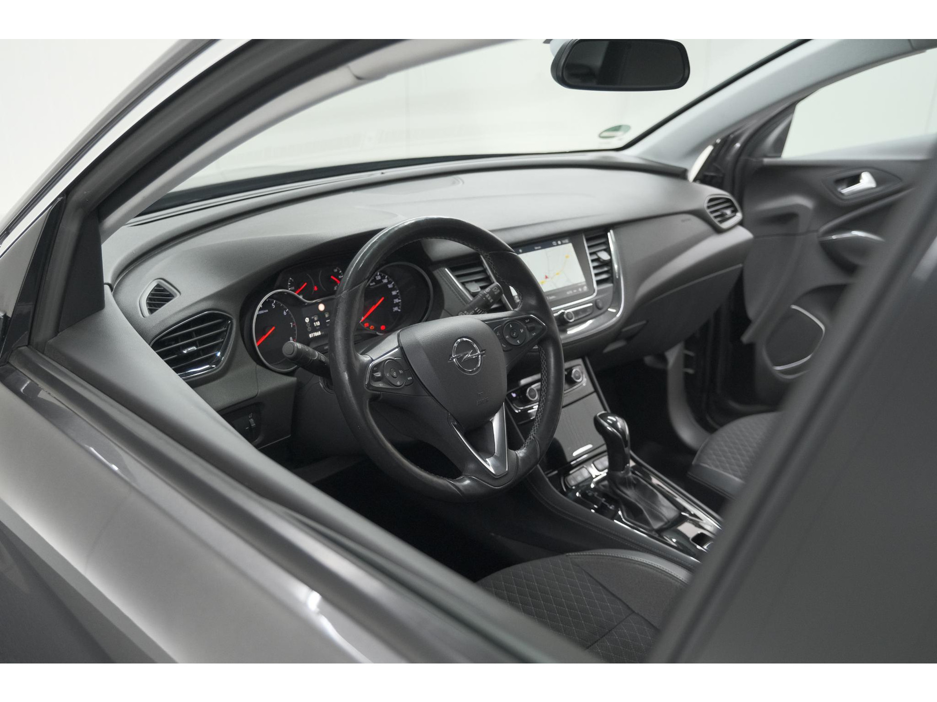 Opel Grandland X Turbo 130 EAT8 Innovation | Trekhaak | Dodehoekdetectie | Apple Carplay | Pack Winter