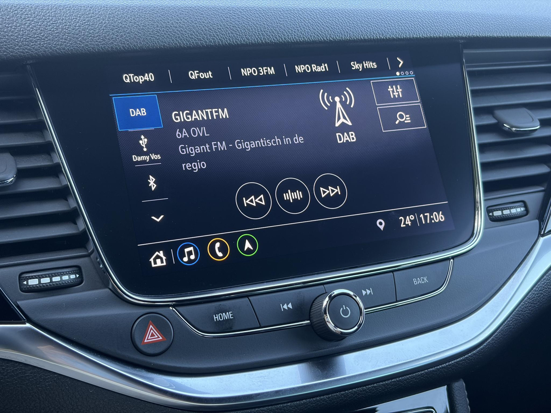 Opel Astra Sports Tourer 1.2 Ultimate ✓146pk✓2e Eigenaar✓Trekhaak✓Camera✓Carplay✓Navi✓Alcantara-Leder✓17''Lmv✓Stoelverw-Stuurverw✓Net beurt gehad✓Dodehoek✓Rijstrooksensor✓Pdc V+A✓6 Bak✓N.A.P✓Bj 11-2020✓Apk tot 08-2028
